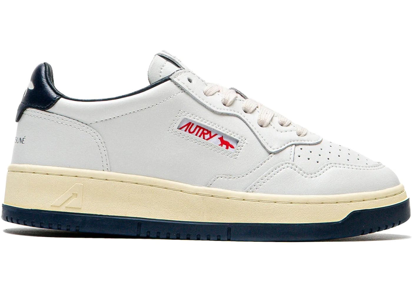 Autry Medalist Leather Low Maison Kitsuné White Navy Womens