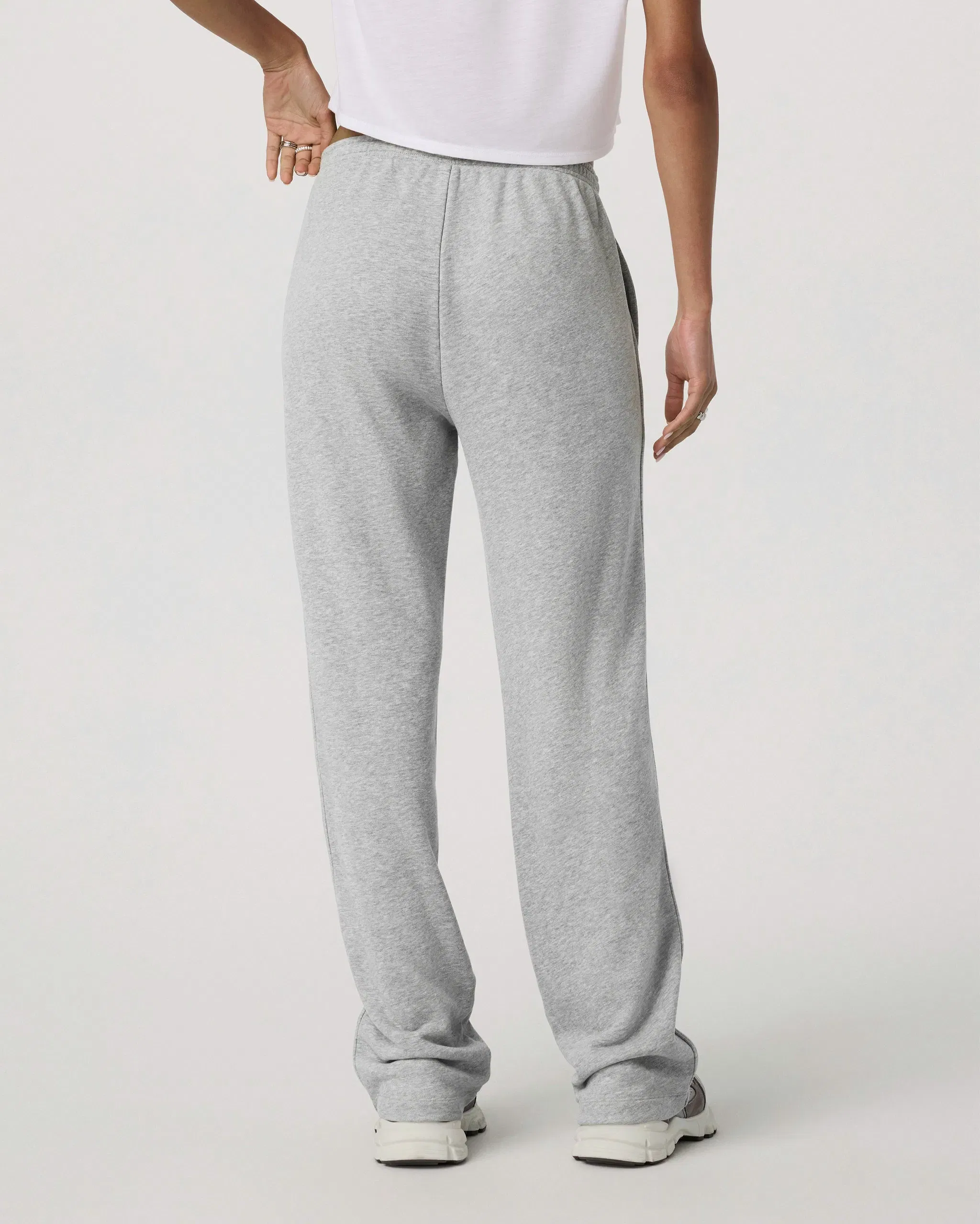 Vuori Sedona Straight Leg Sweatpant Short