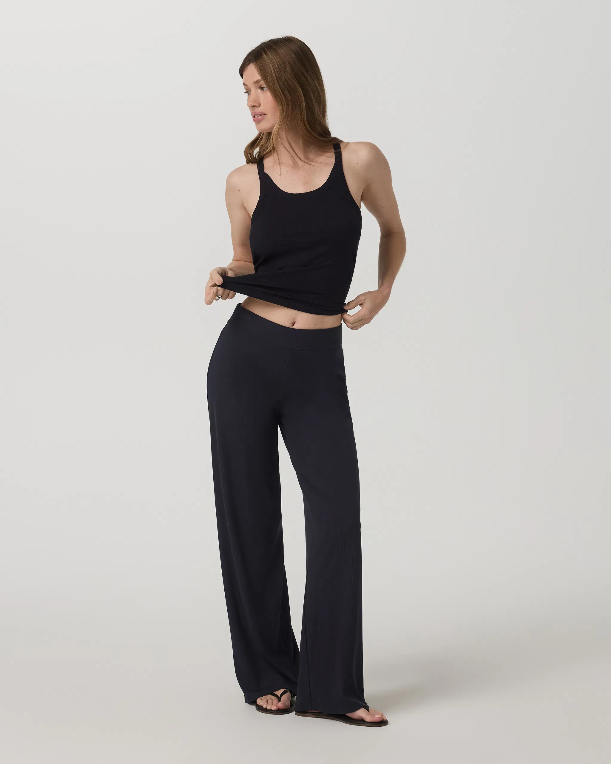 Vuori Pose Wideleg Pant