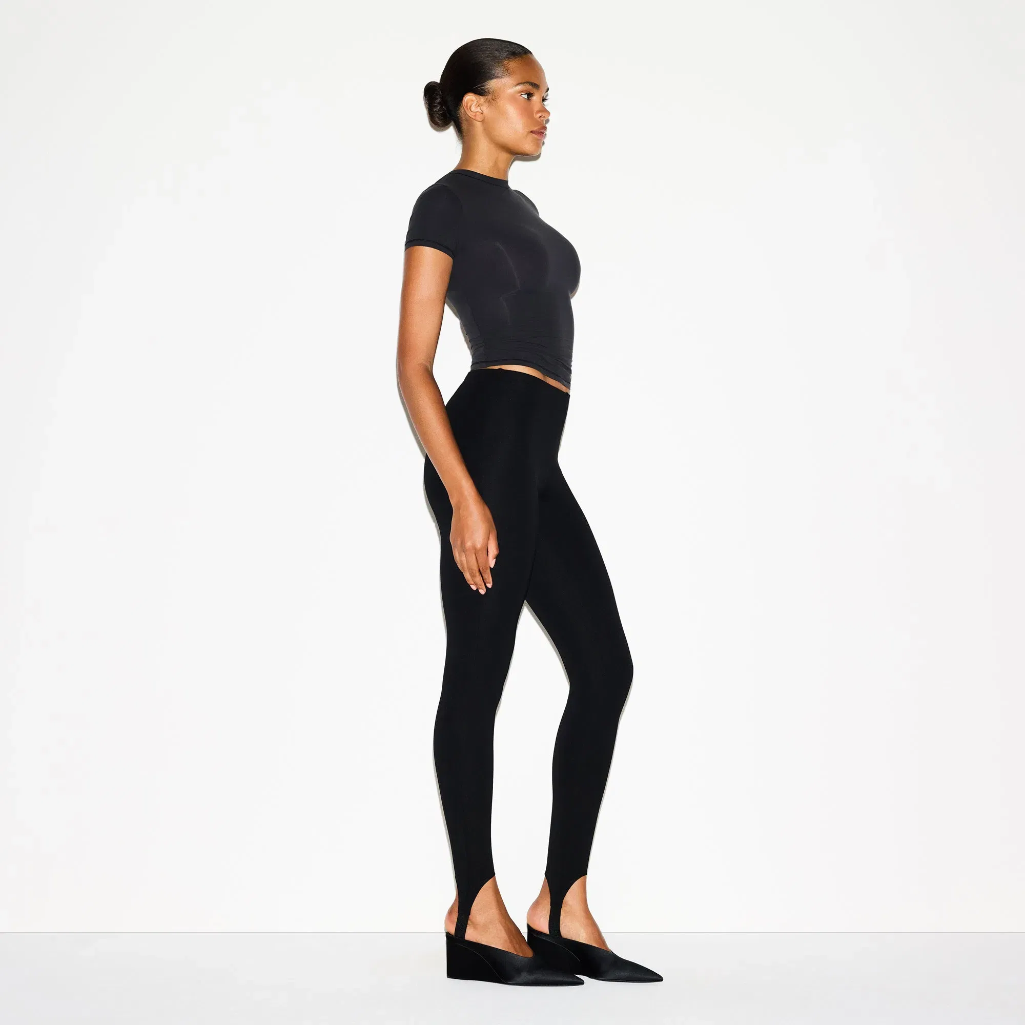The Essential Collection High-waisted Stirrup Legging
