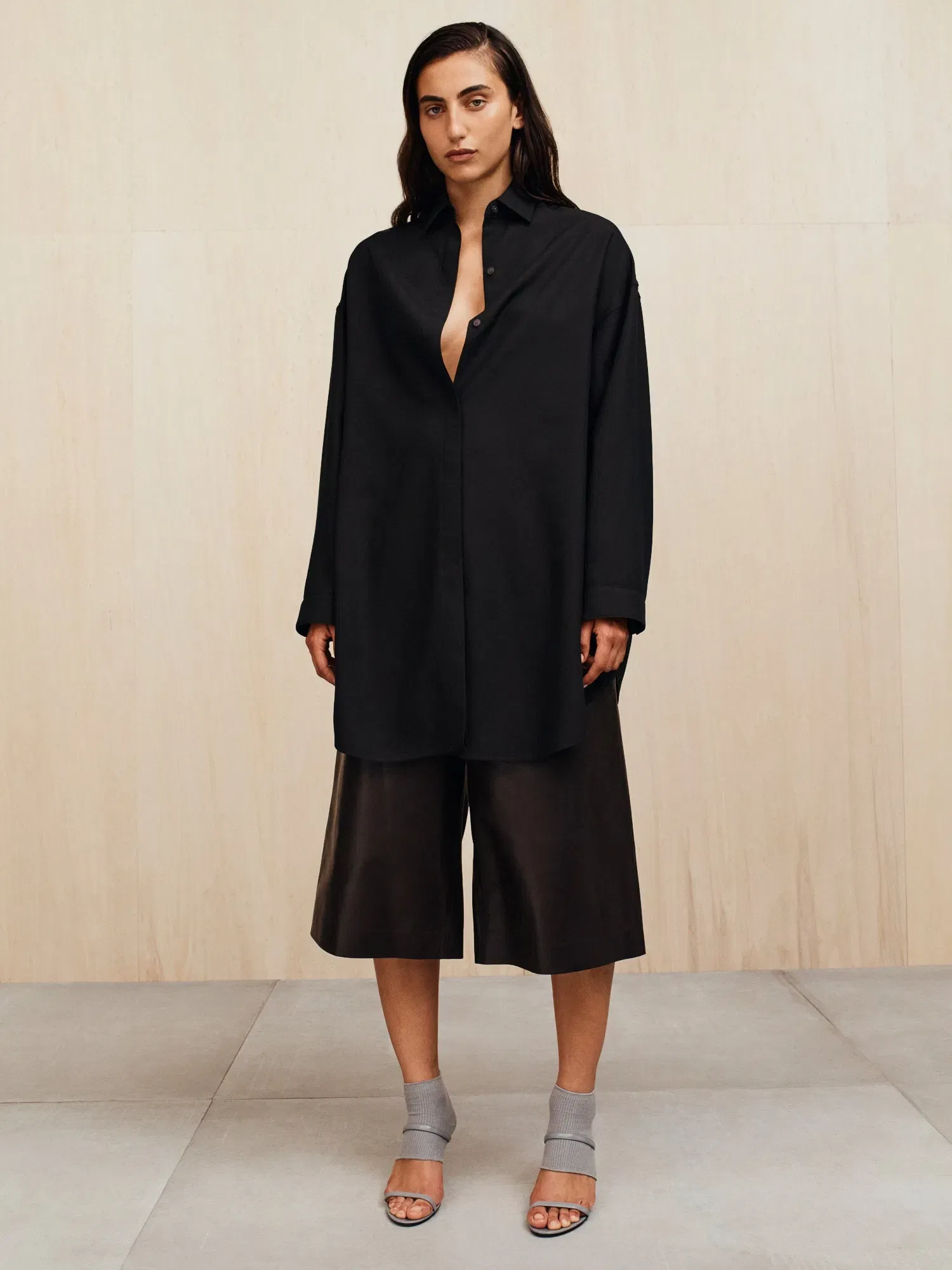 Essentials Easy Care Wool Classic Shirt Black