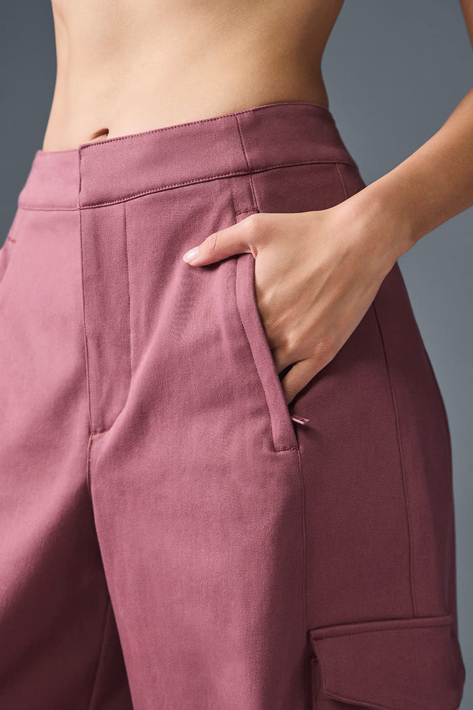 Alo Yoga Show Off Cargo Wide Leg Trouser (Regular)