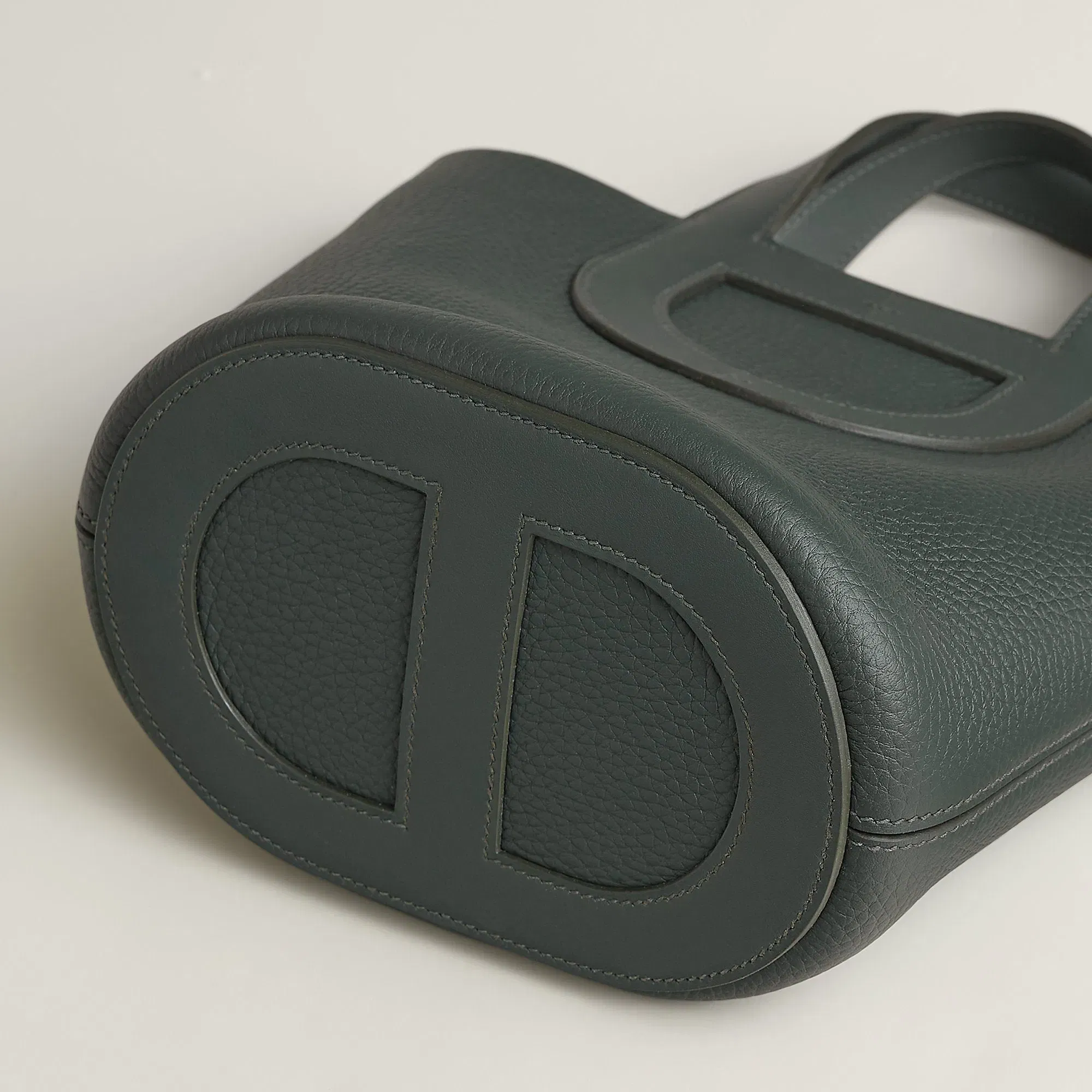Hermes Herms In The Loop 18 Bag Noir