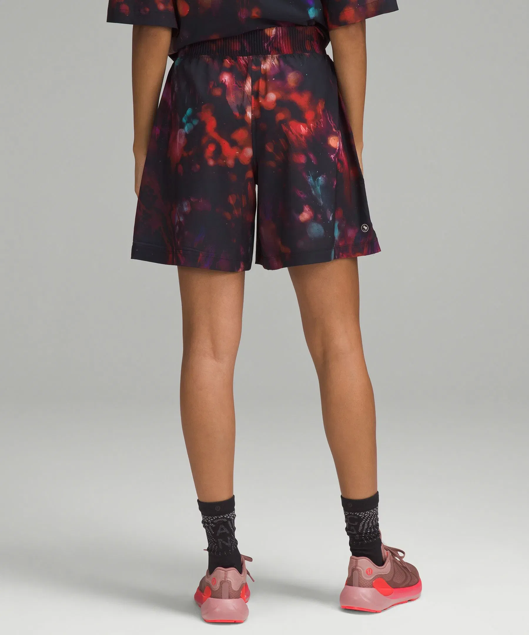 Lululemon Women's Team Canada Swift High-Rise Short 6.5" *CPC Logo
