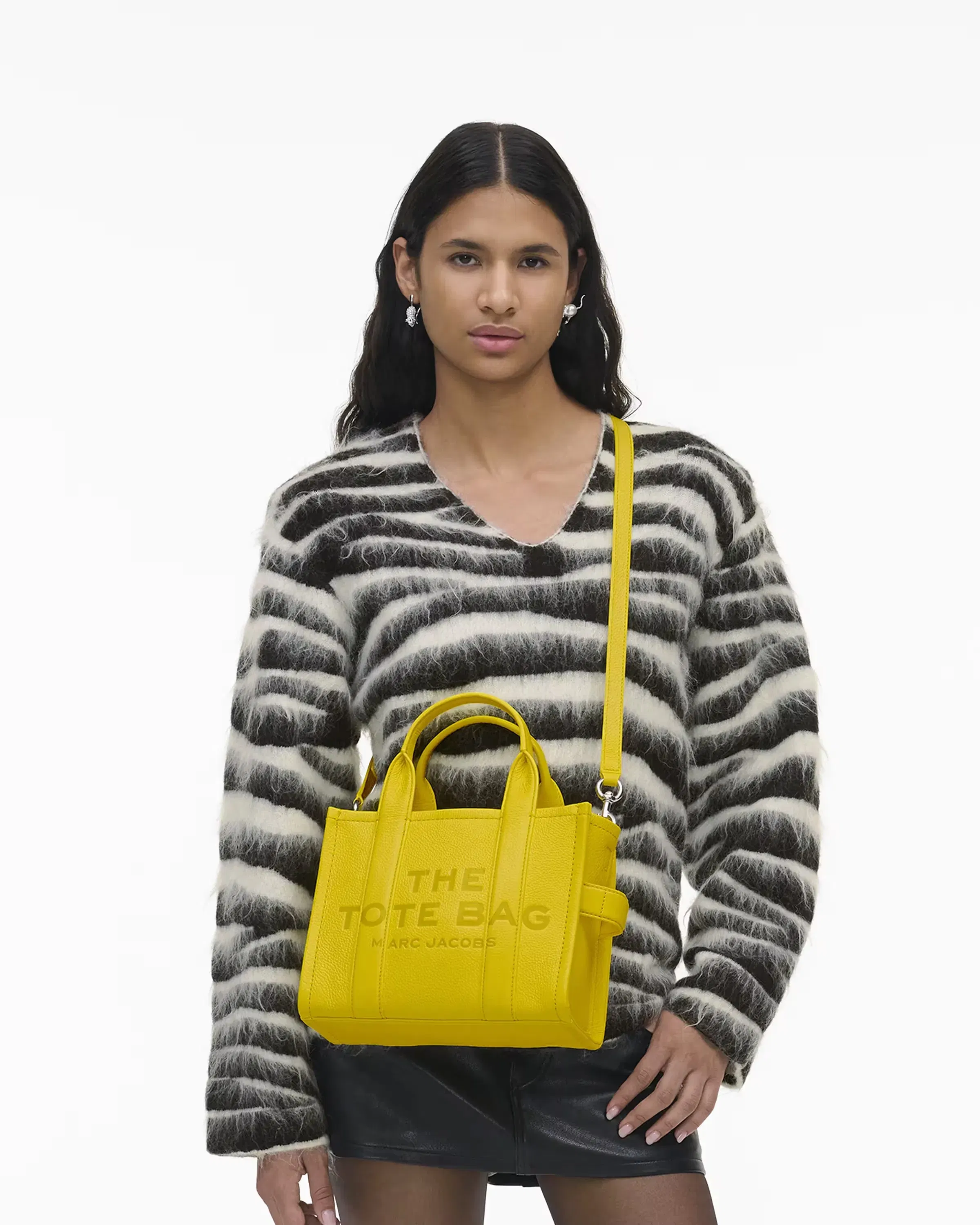 Marc Jacobs The Leather Small Tote Bag Daisy Yellow