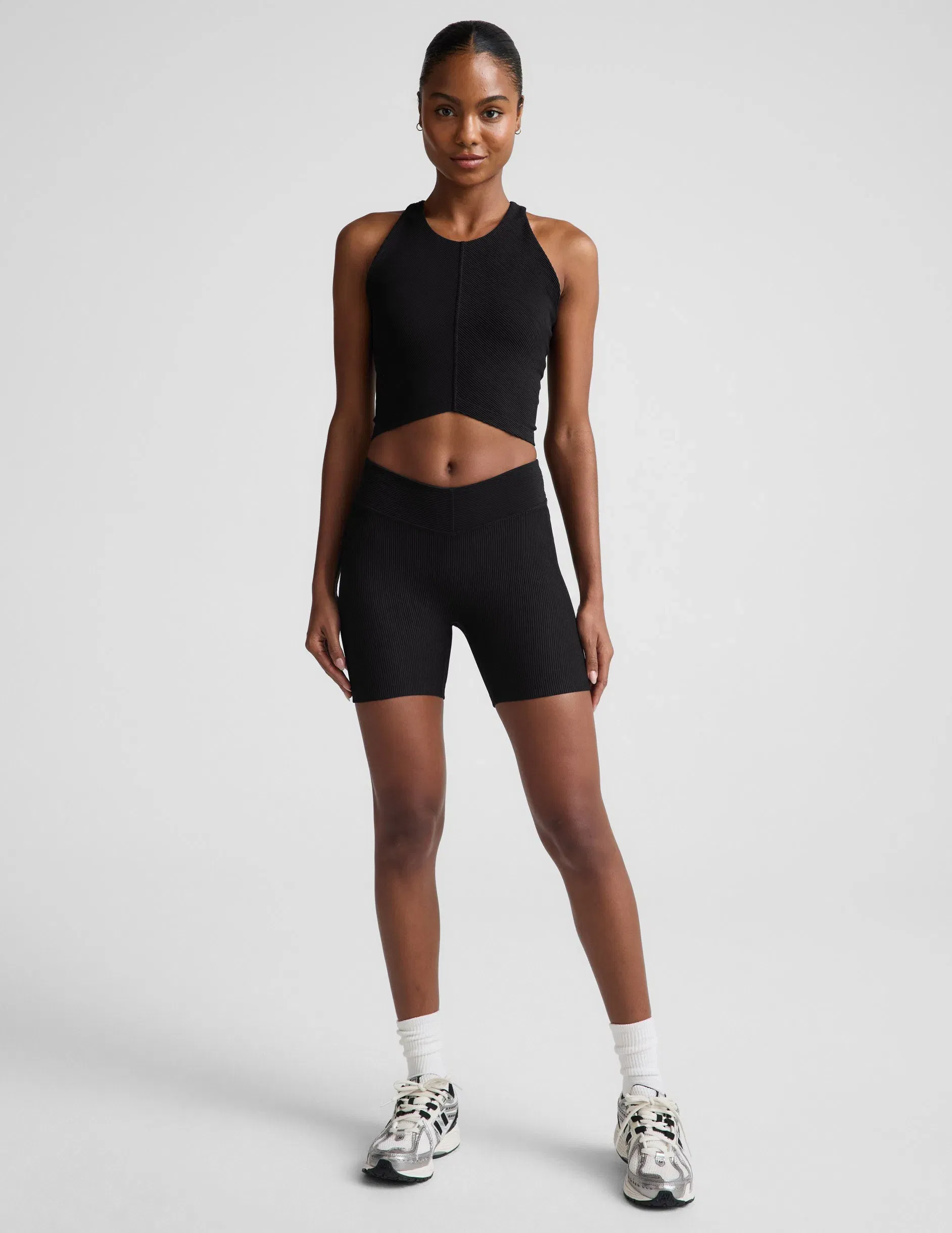 Beyond Yoga Impulse Ribbed VWaist 5 Biker Short Women's
