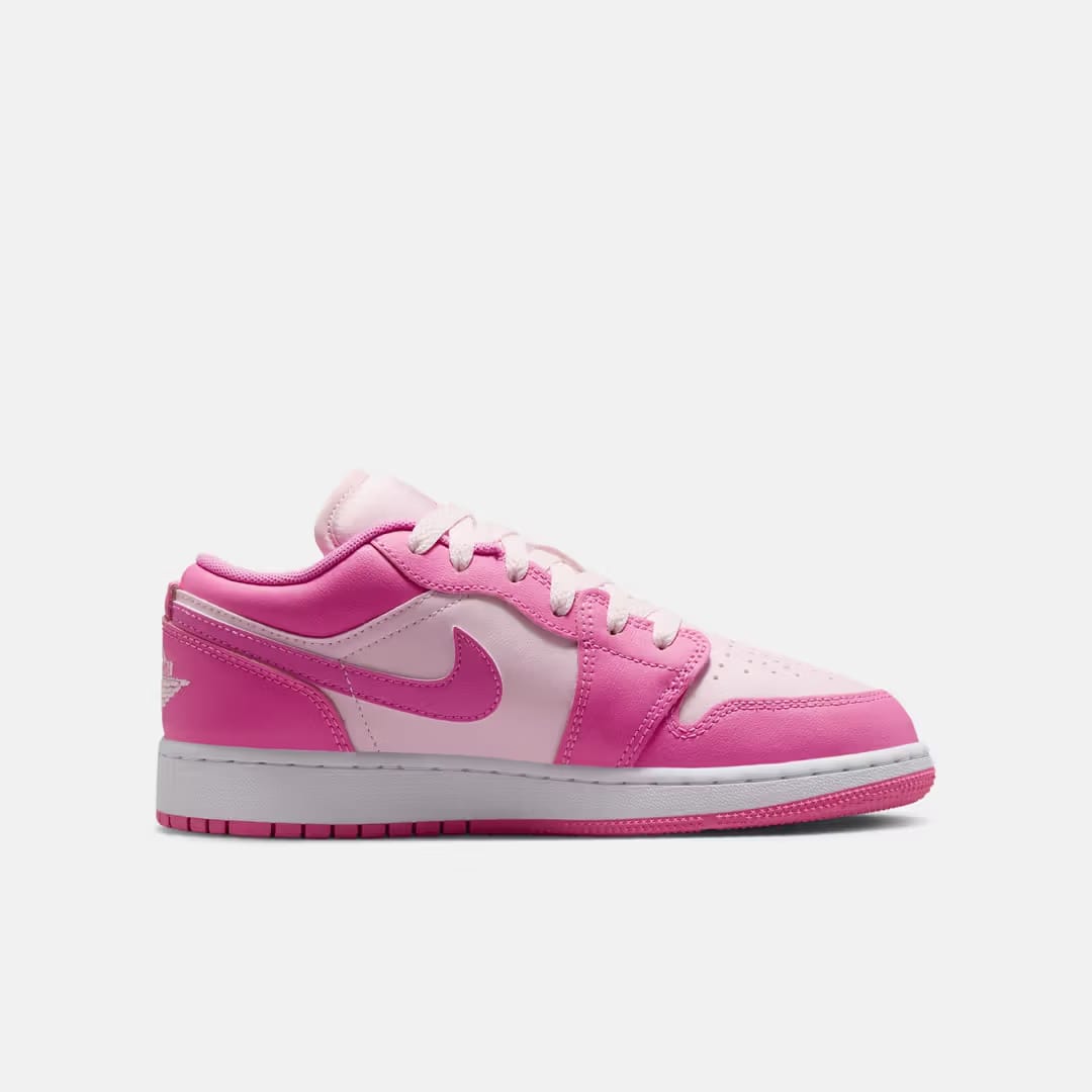 Nike Air Jordan 1 Low Older Kids' Shoes