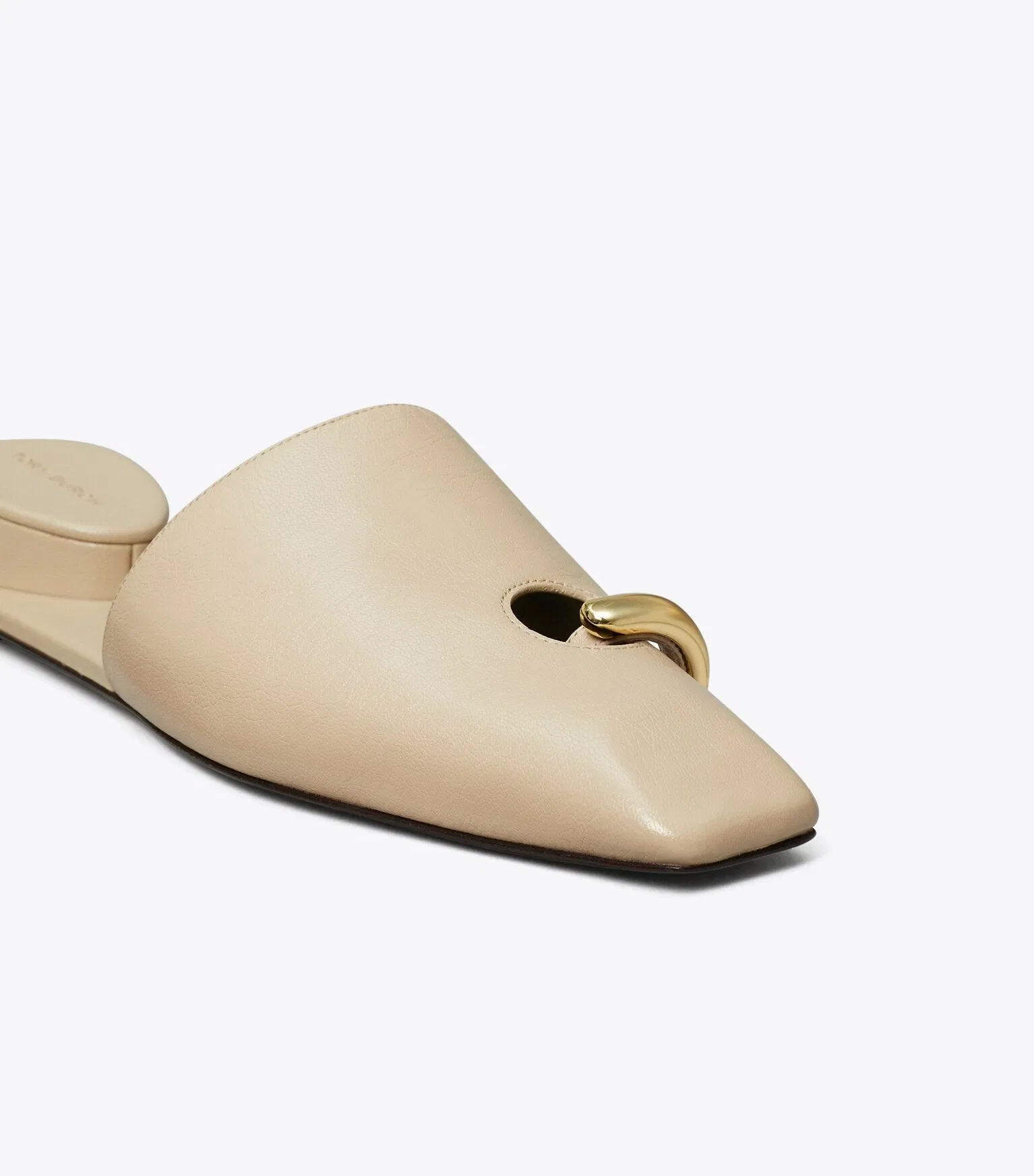 Pierced Mule — Part 1