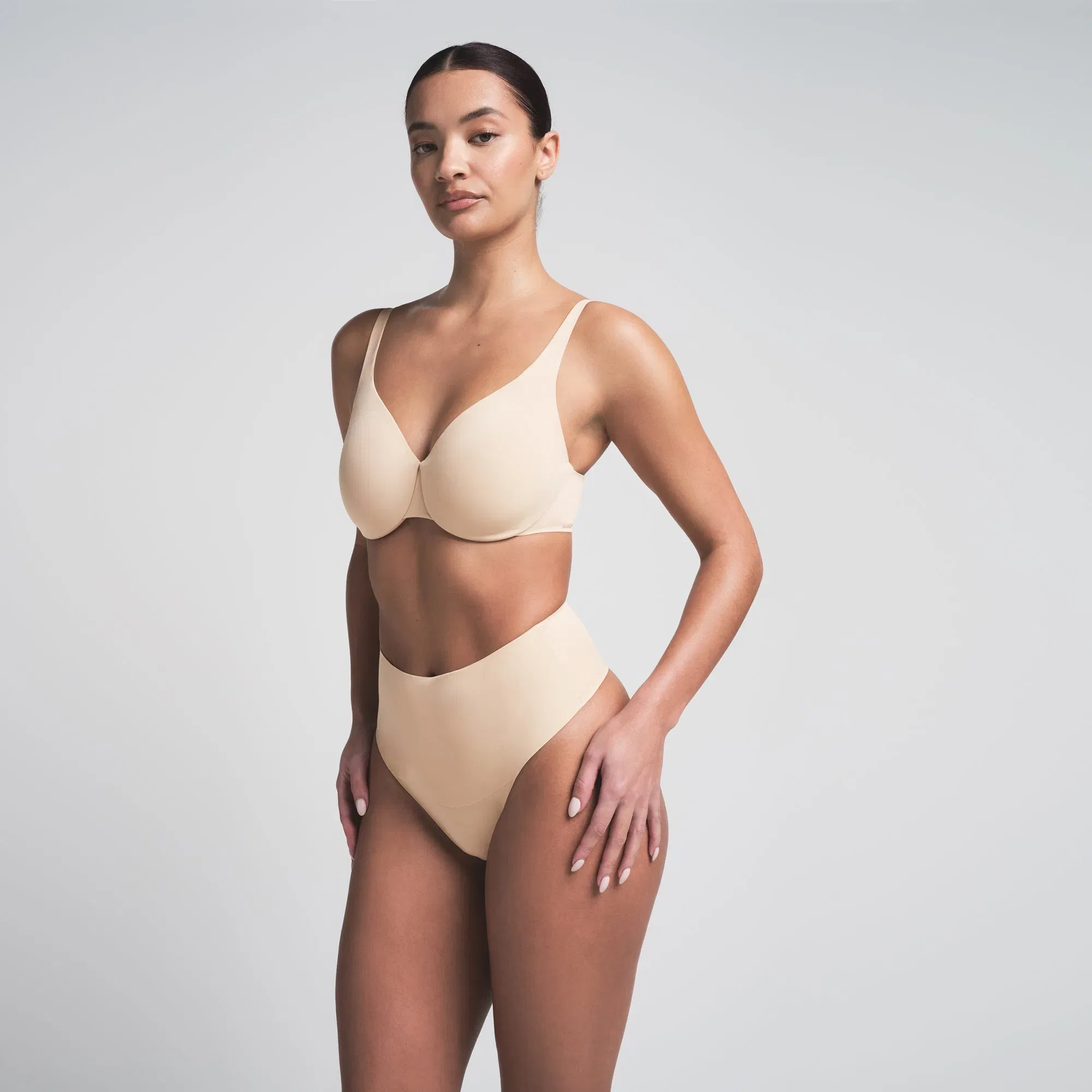 Smoothing Intimates Unlined Minimizer Bra — Part 1