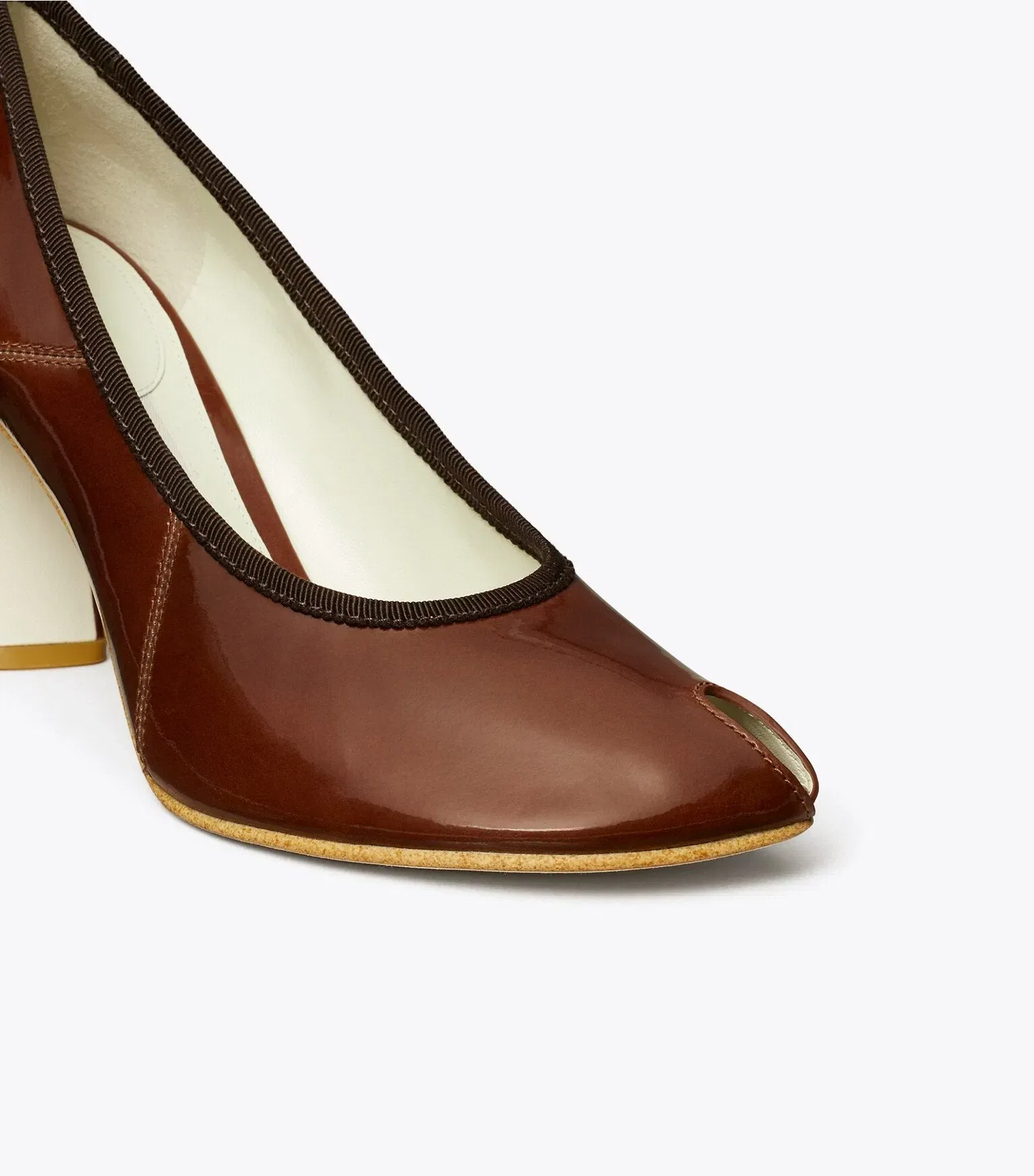 Peep-Toe Pump