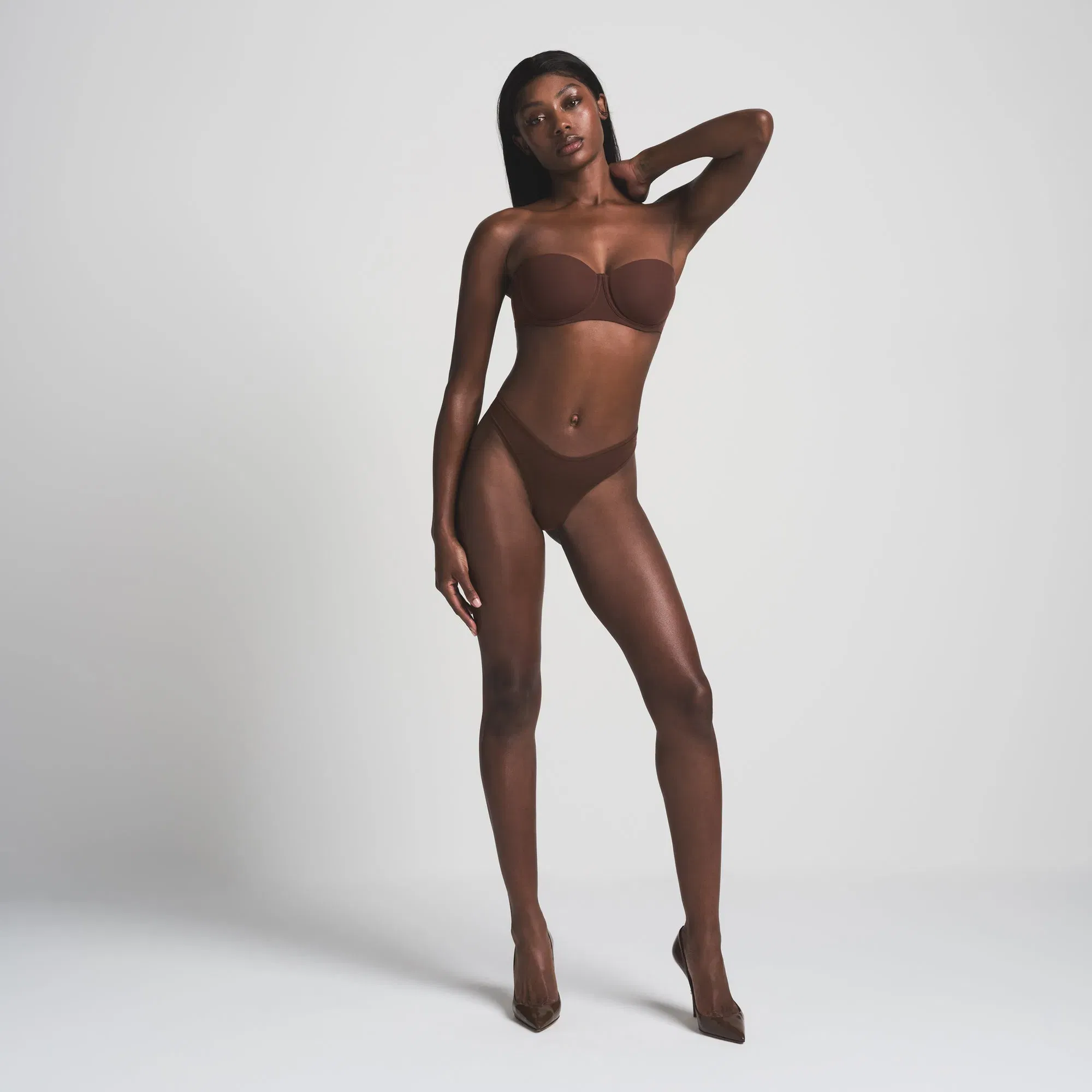 Fits Everybody Strapless Bra — Part 1