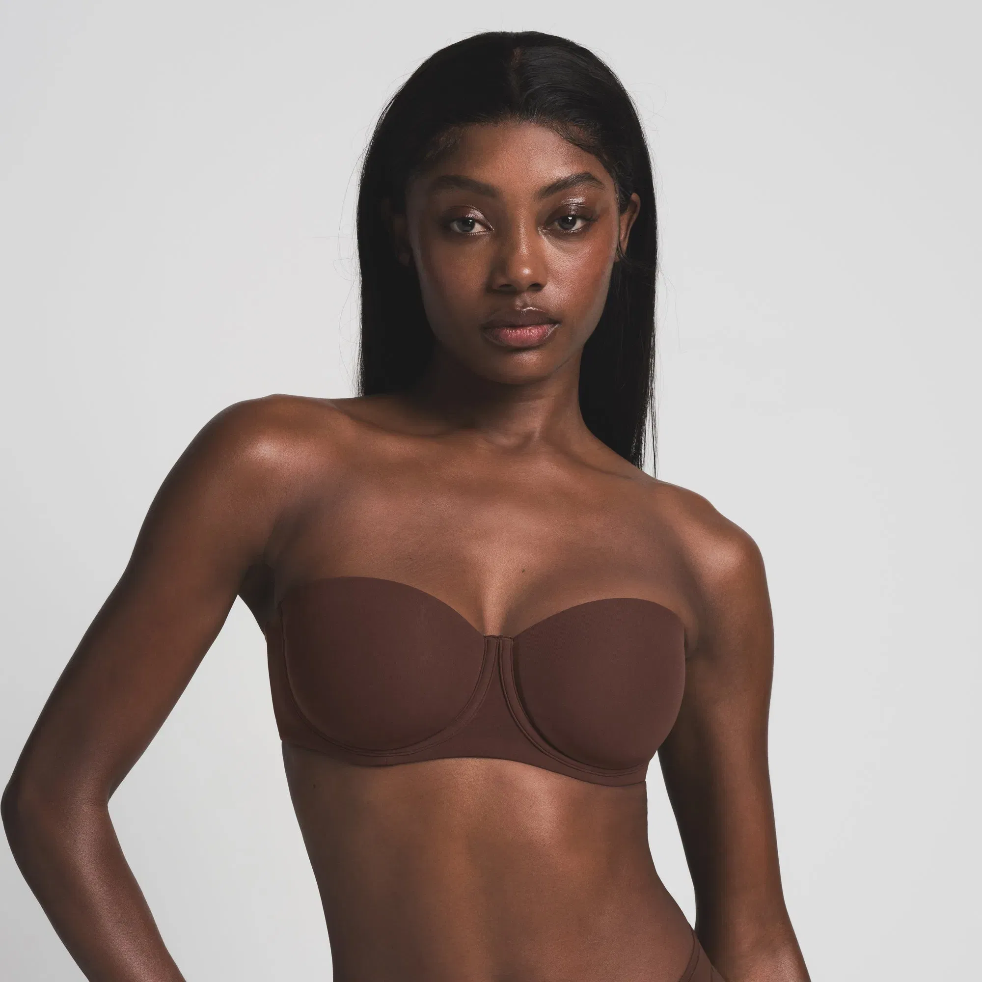 Fits Everybody Strapless Bra — Part 1