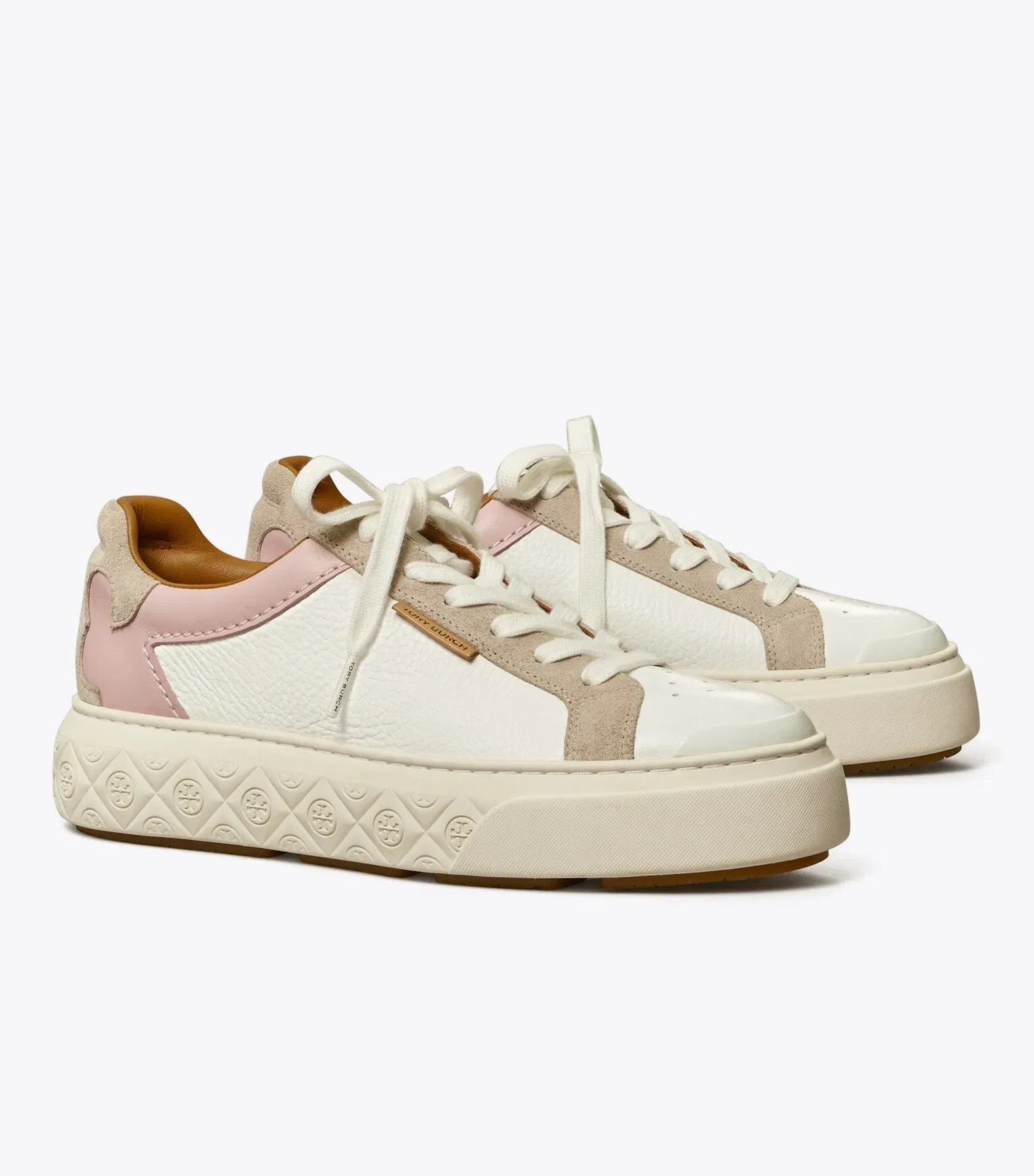 Ladybug Sneaker — Part 1