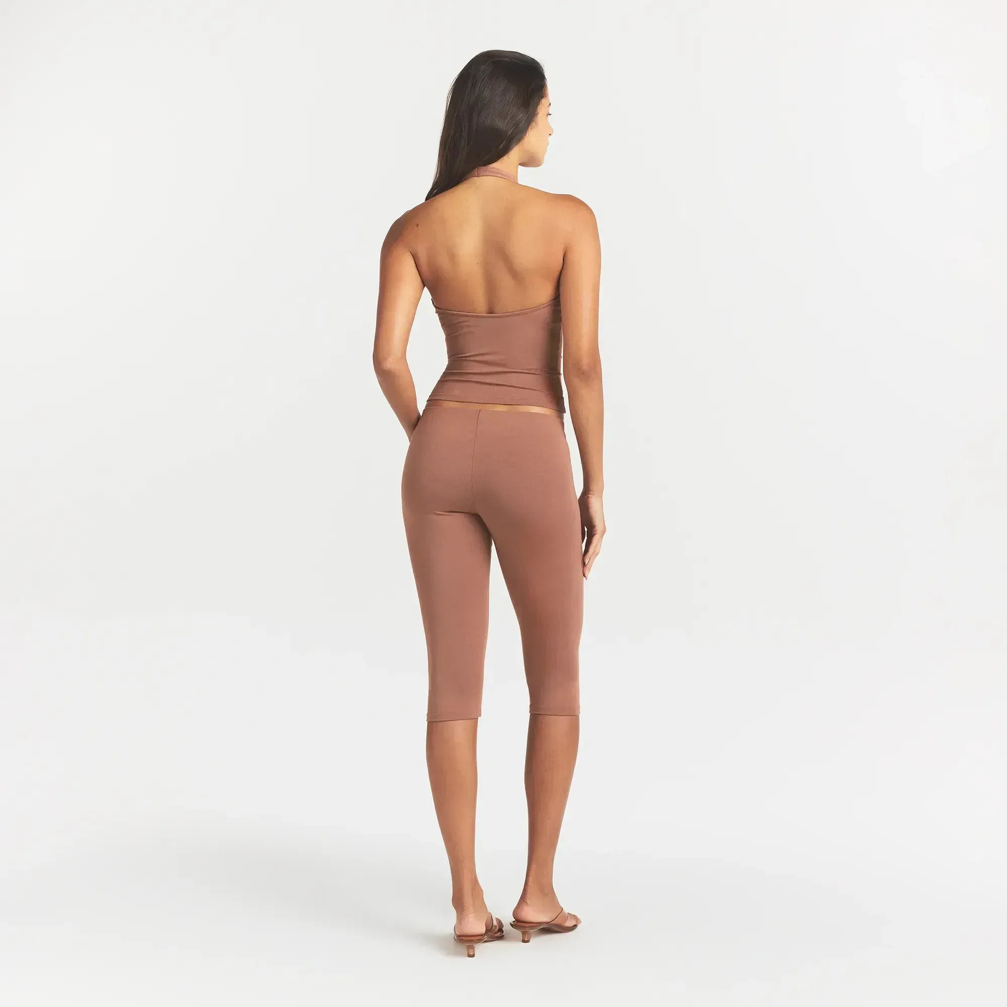 Smooth Layers High-waisted Capri