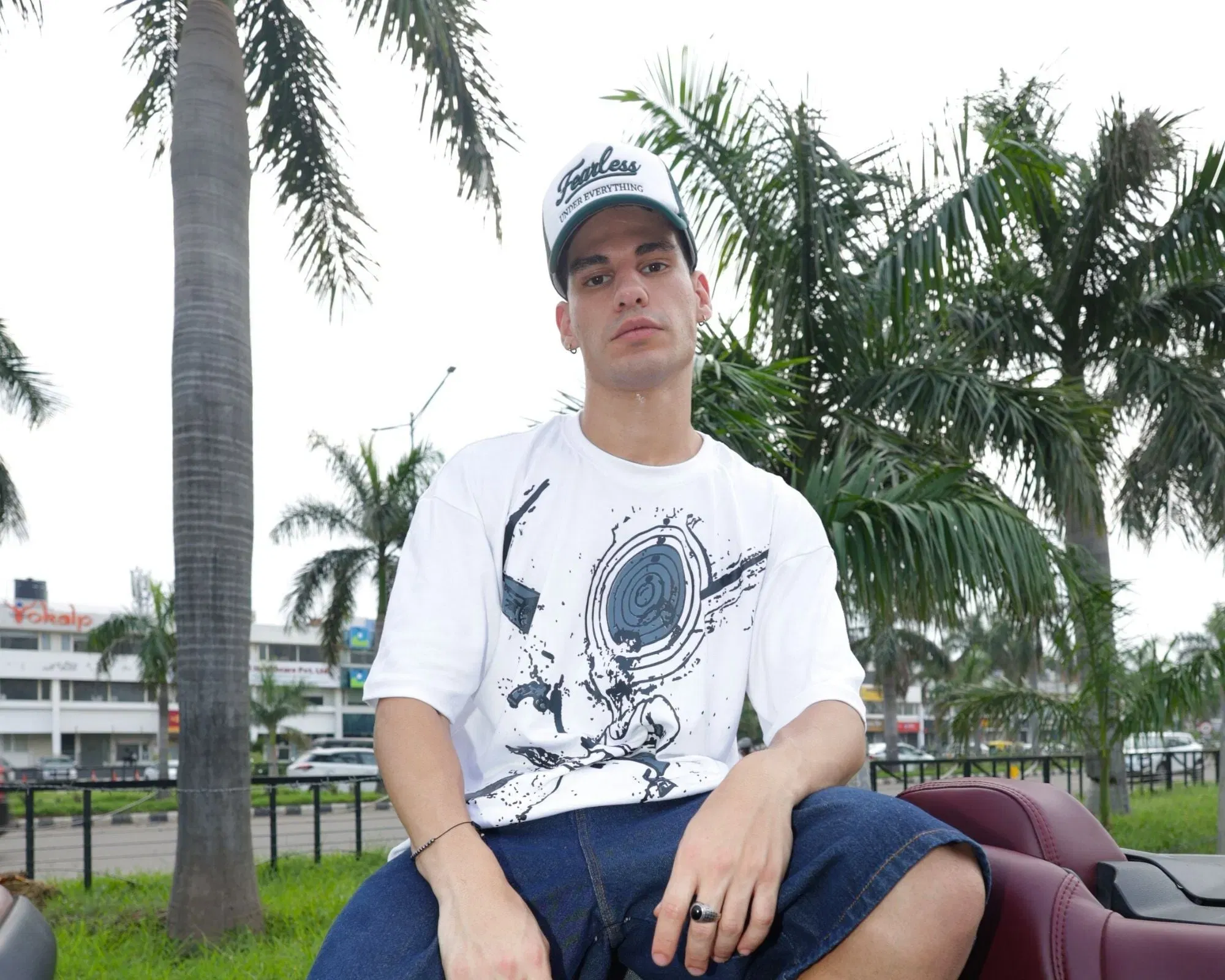 THE "TARGET" TEE