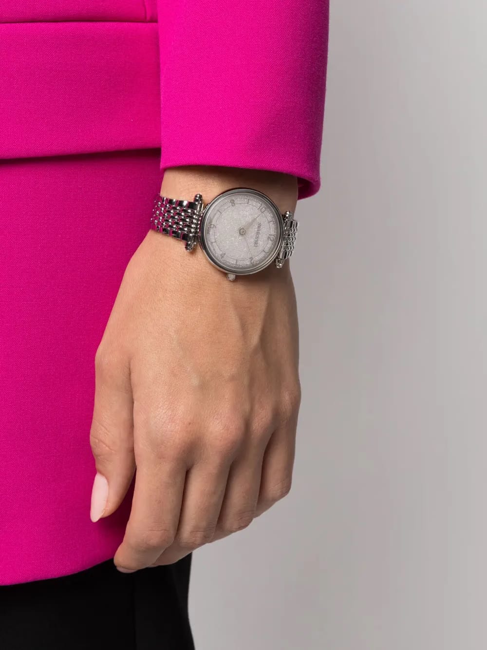 Crystalline Wonder round watch