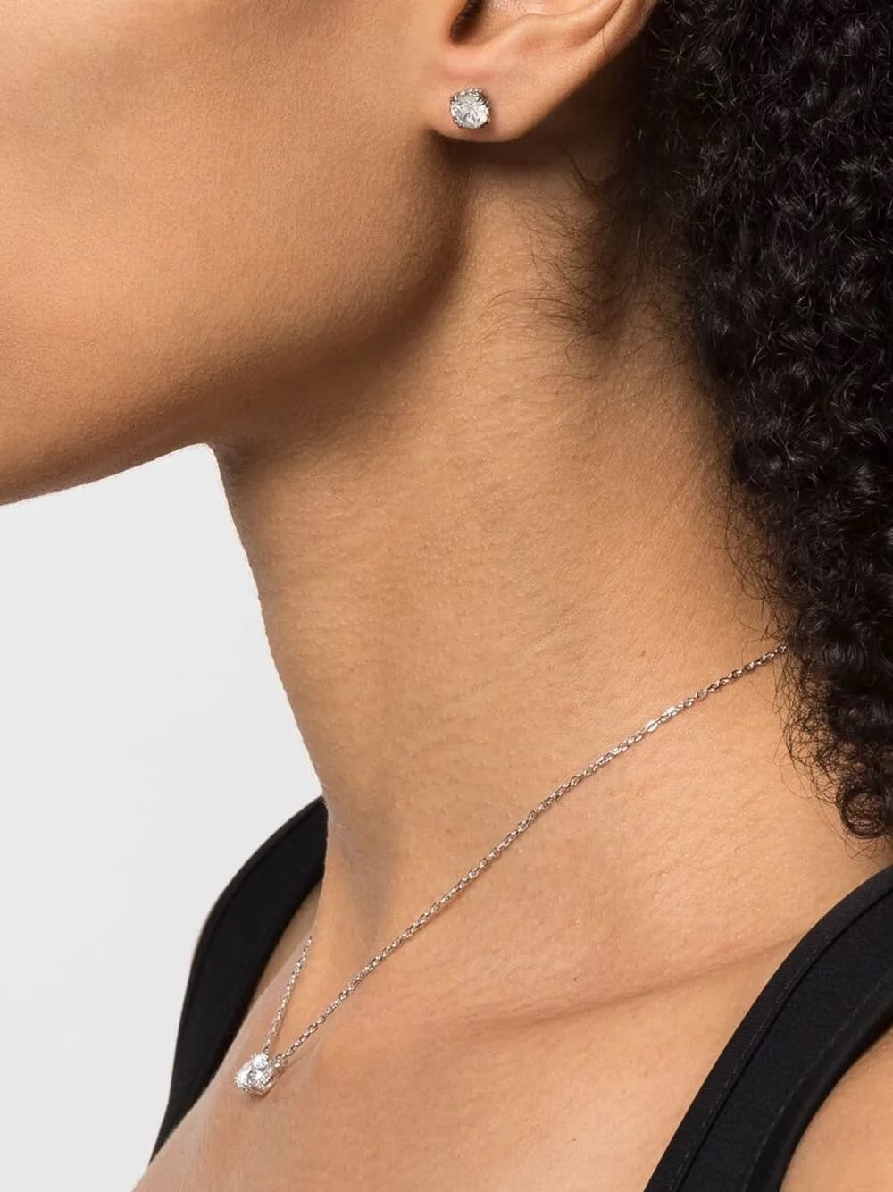 Constella round-cut earrings