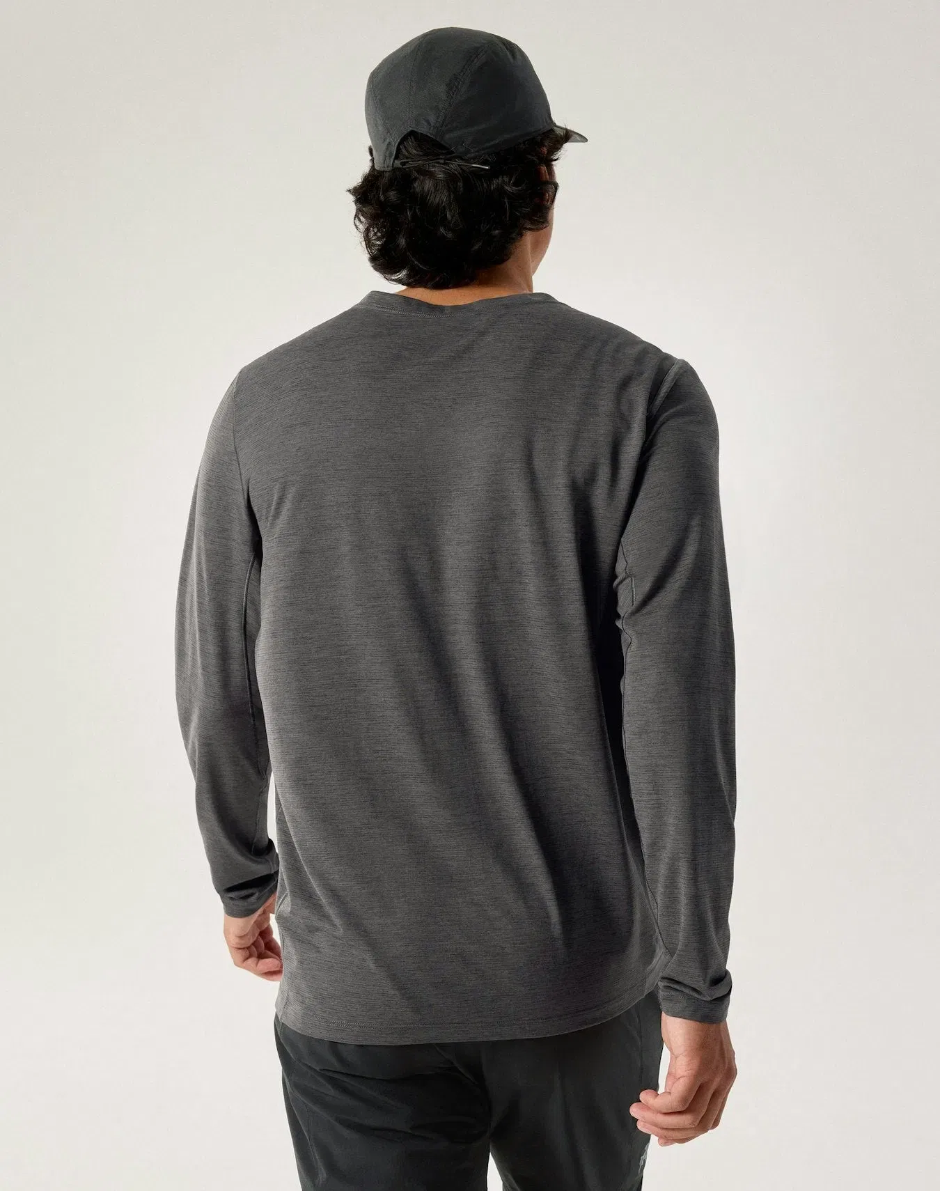 Arc'teryx Outlet Cormac Crew Neck Shirt LS Men's Black Heather