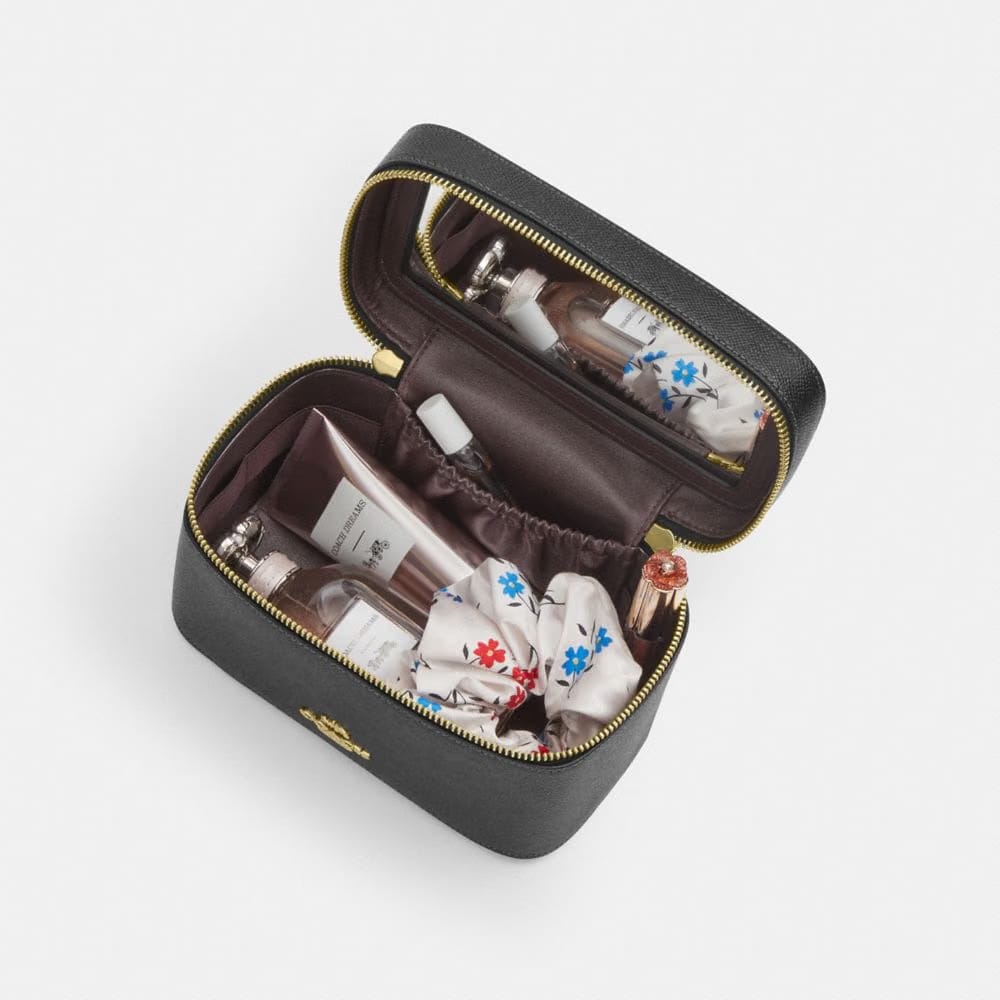 Coach Cosmetic Case Gold Bright Cardinal