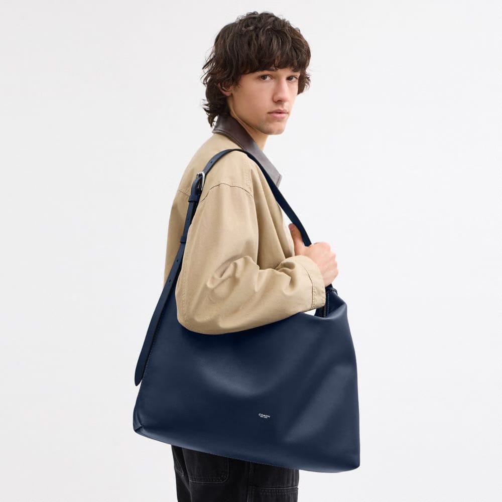 Coach Mott Messenger Bag Navy