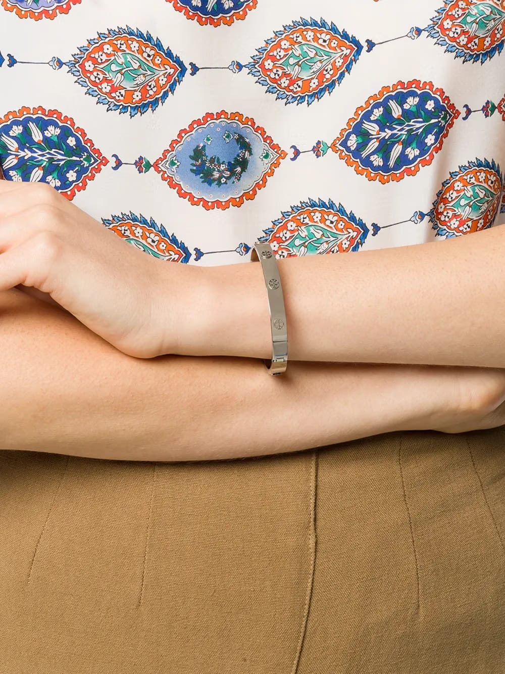 logo detail bracelet