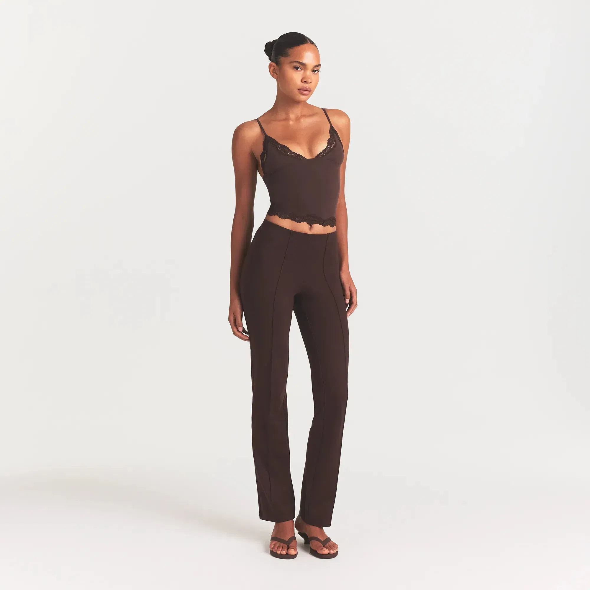 The Essential Collection High-waisted Pintuck Straight Pant