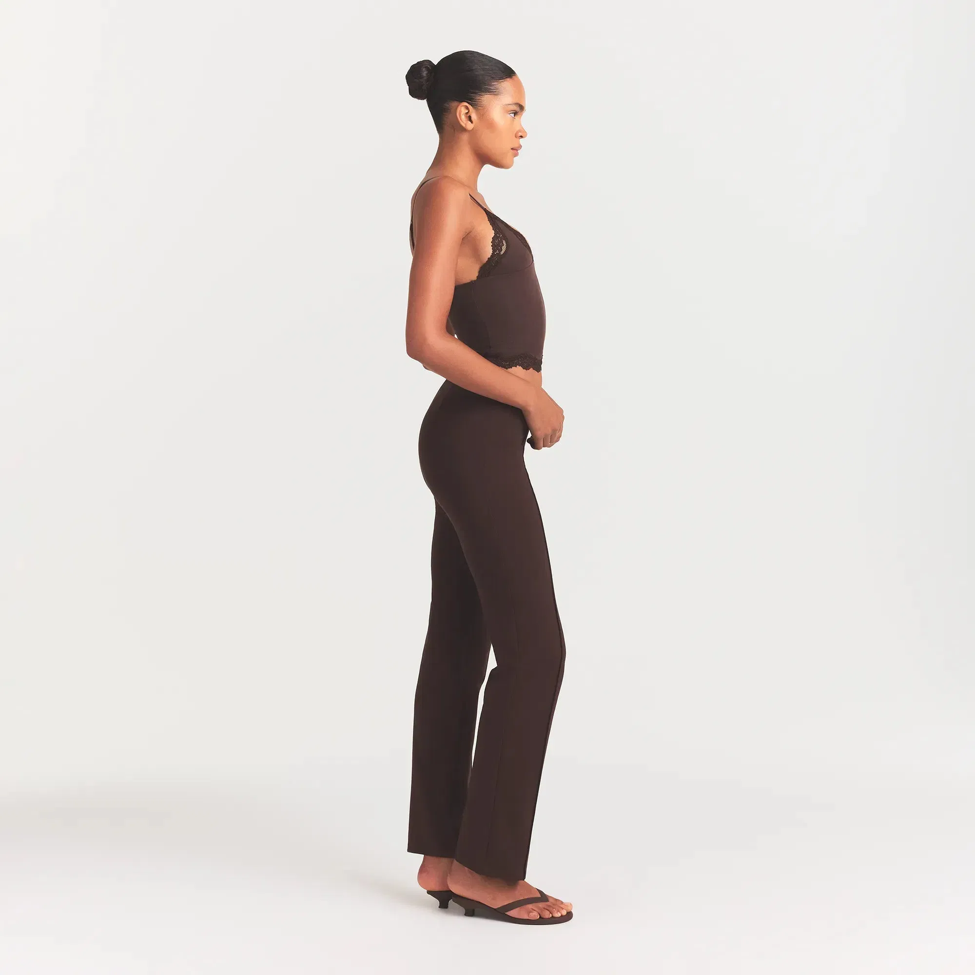 The Essential Collection High-waisted Pintuck Straight Pant