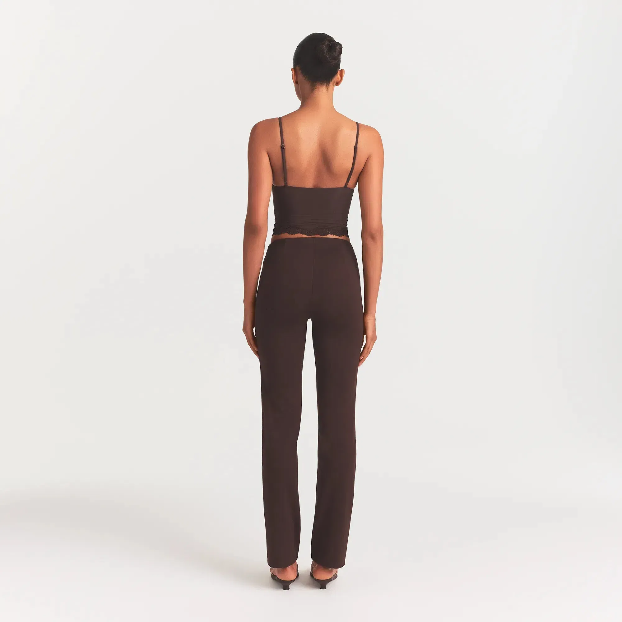 The Essential Collection High-waisted Pintuck Straight Pant