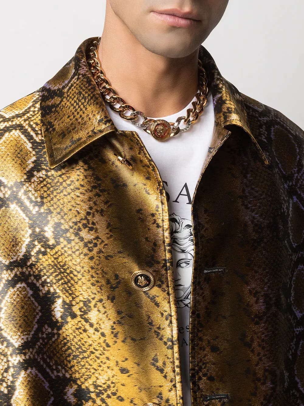 Medusa chain necklace