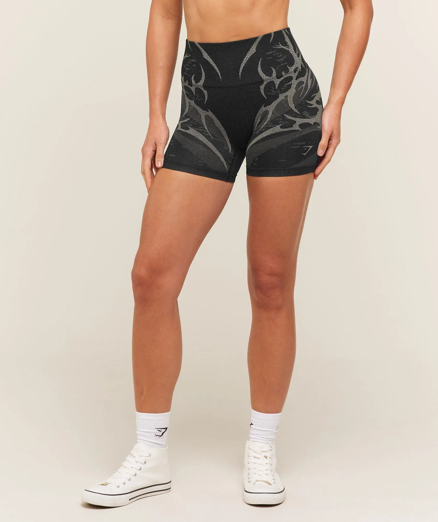 Gymshark Storm Seamless Shorts - Black/Tinted White