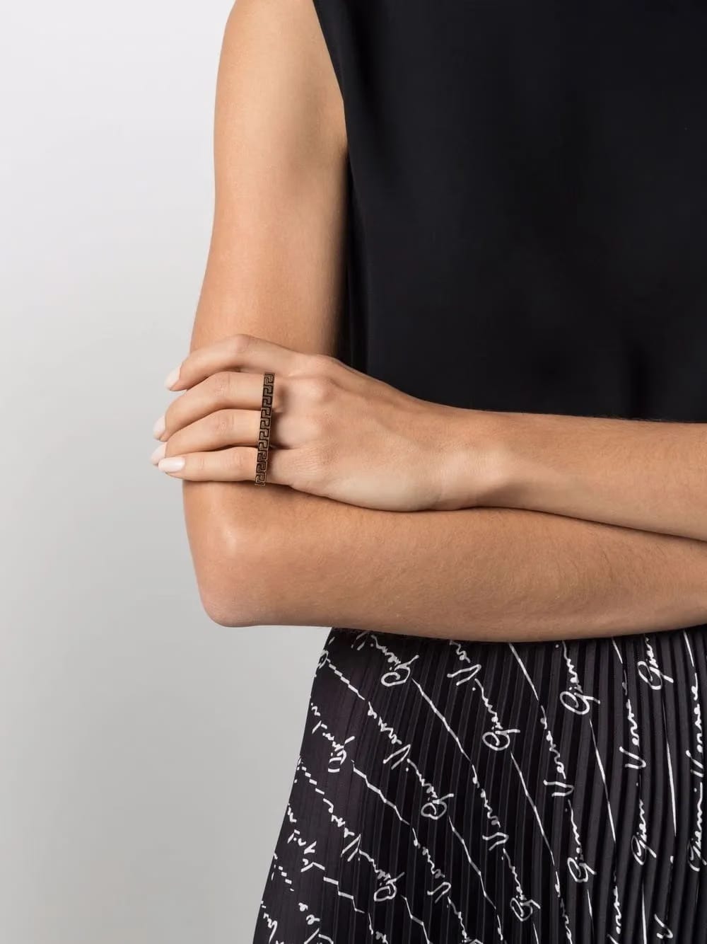 Greca duster ring