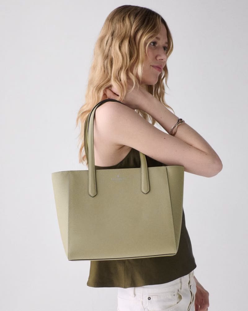Gwen Tote Bag