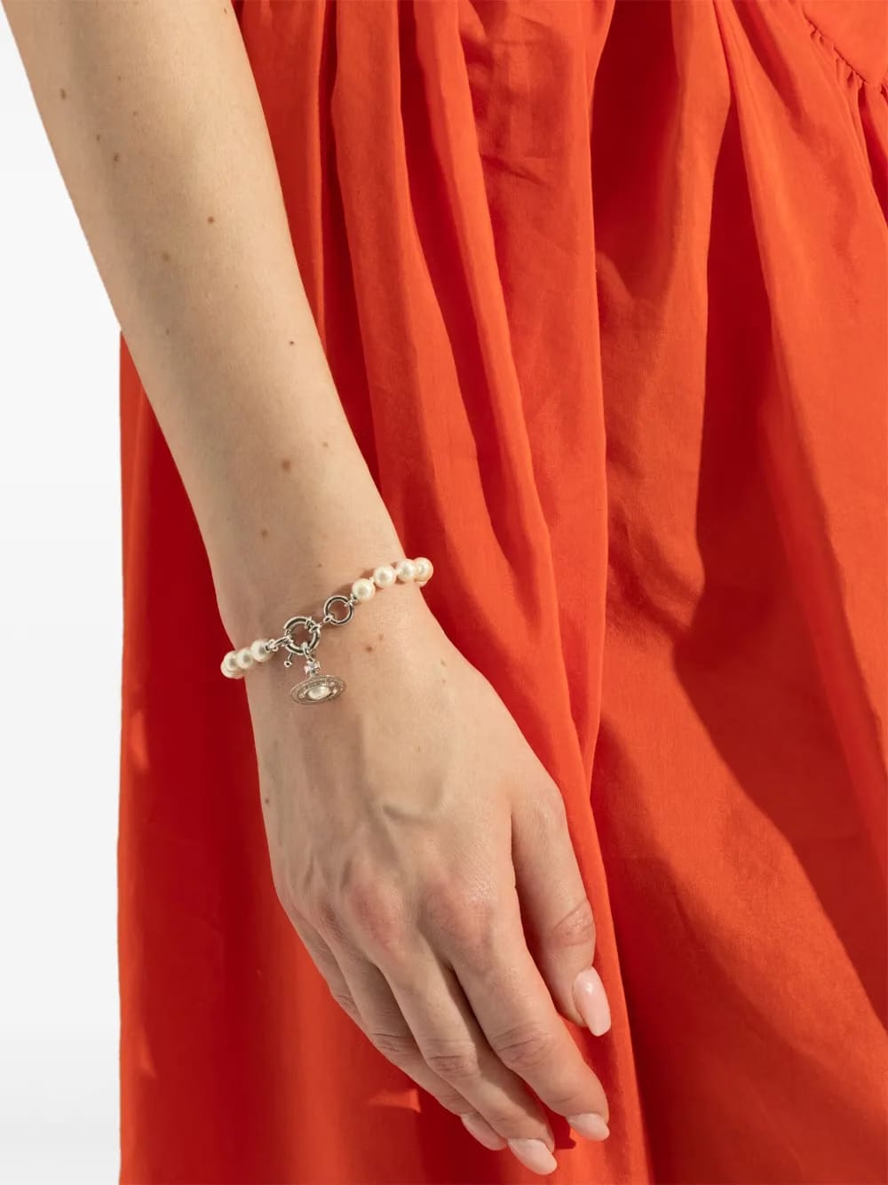 Orb-pendant bracelet