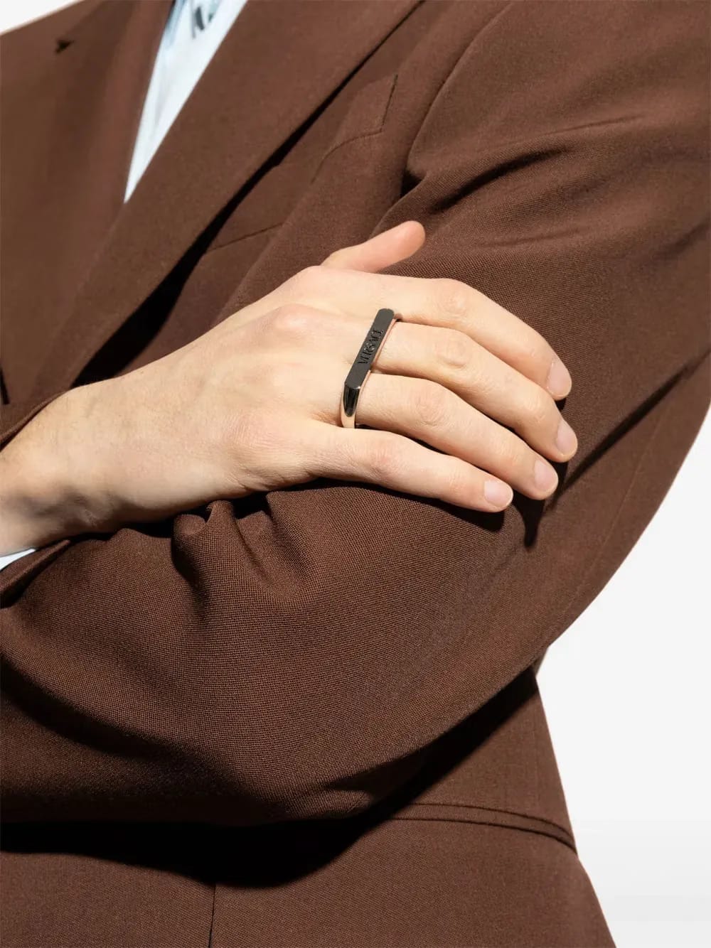 logo-engraved ring
