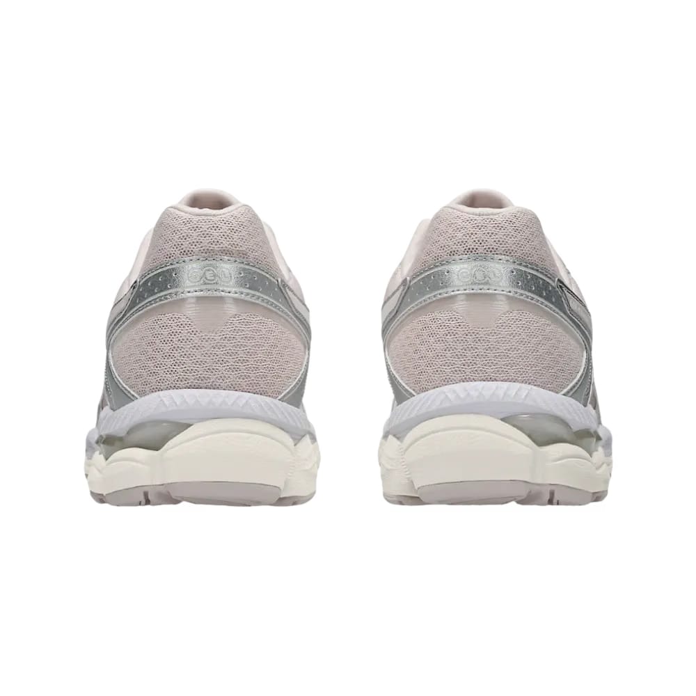 Asics Gel-Cumulus 16 Pink Cloud