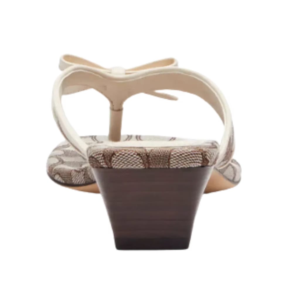 Coach Bow Thong Kitten In Signature Jacquard Chalk