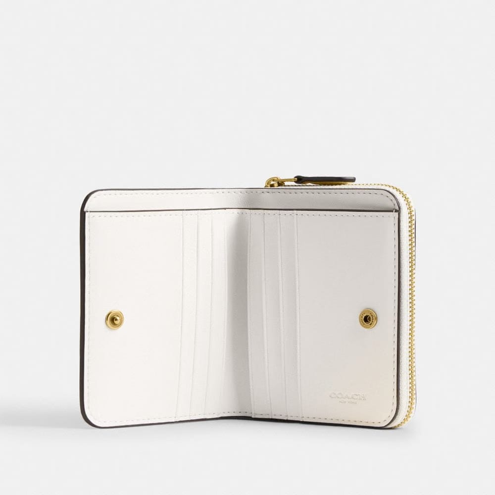 Coach Essential Billfold Wallet Brass Chalk