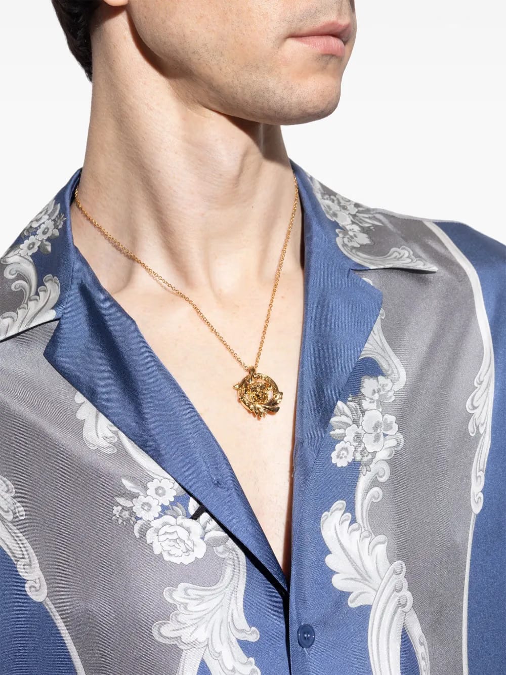Medusa Barocco necklace