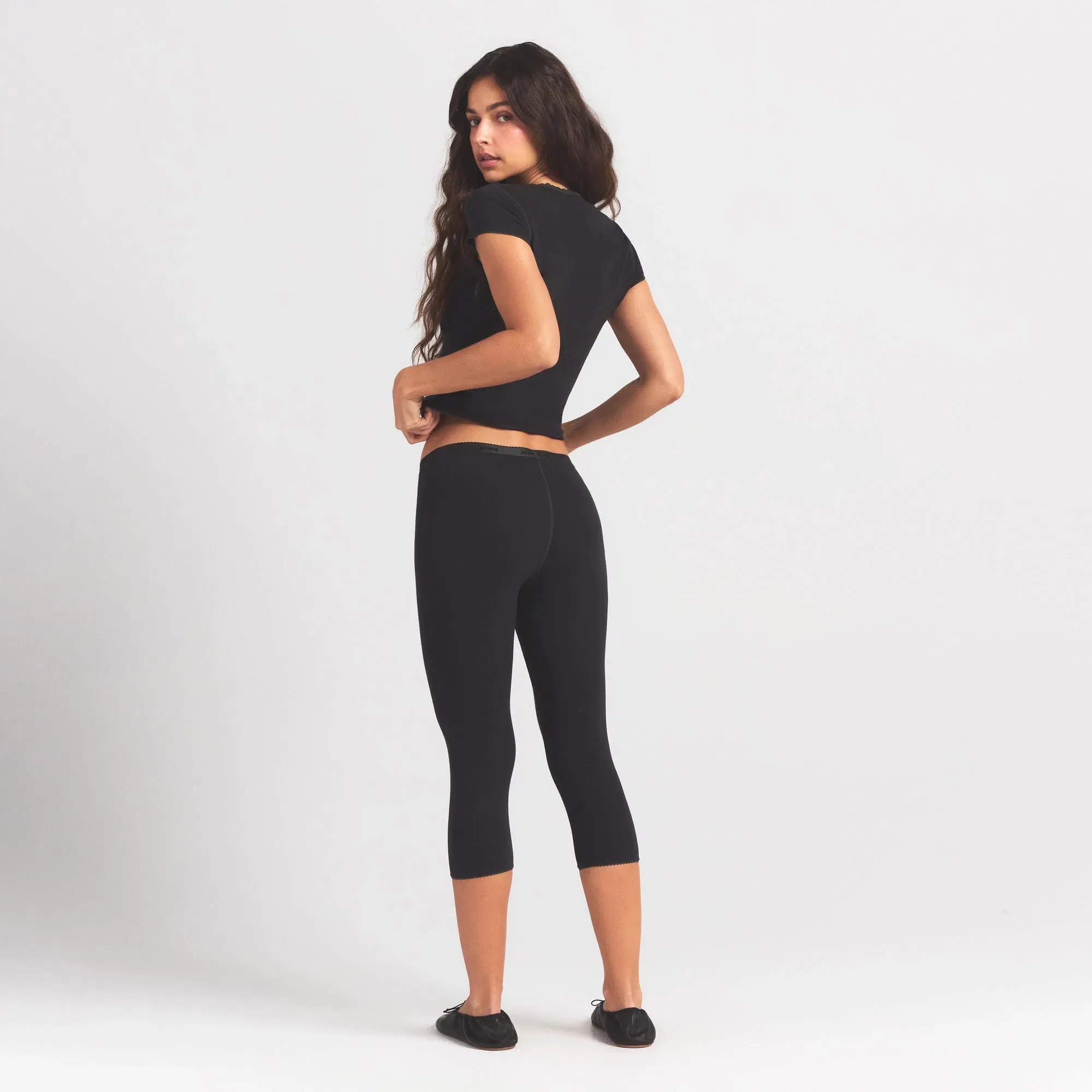 Logo Pointelle Capri