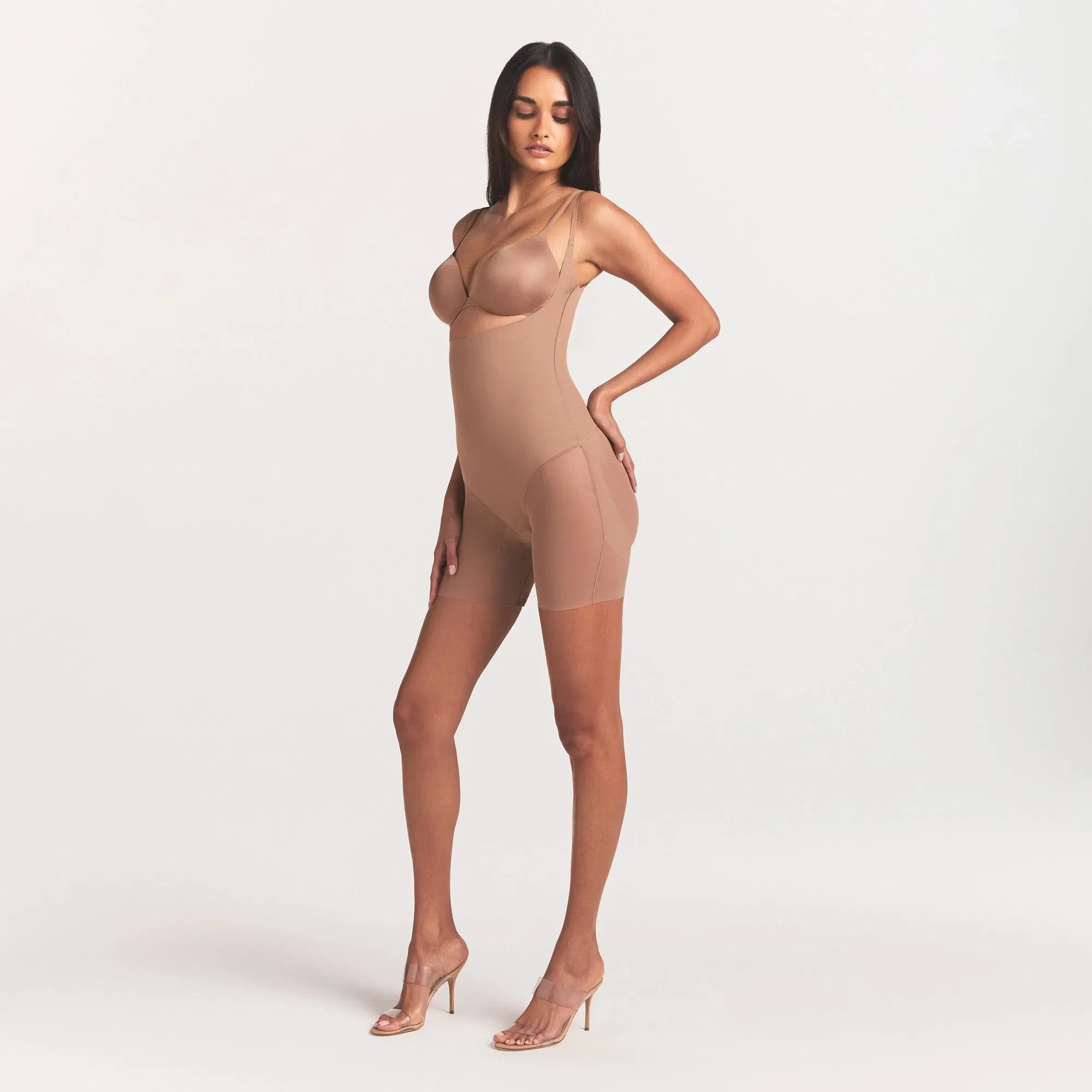 Skims Body Core Sculpt Back Smoothing Open Bust Mid Thigh Bodysuit