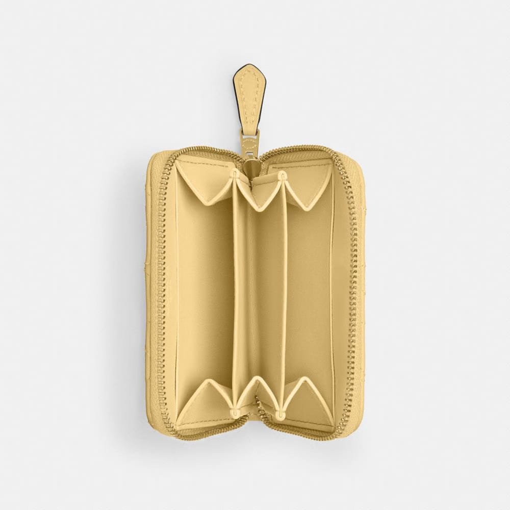 Coach Essential Small Zip Around Card Case With Pillow Quilting Brass Vanilla