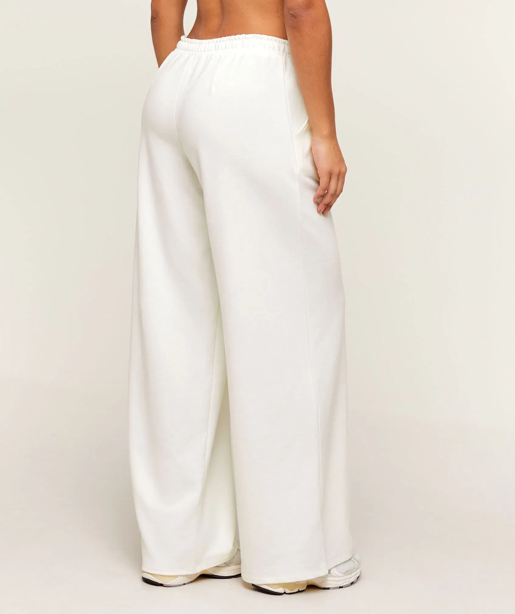 Women's Gymshark Lightweight Wide Leg Pant Tall Soft White