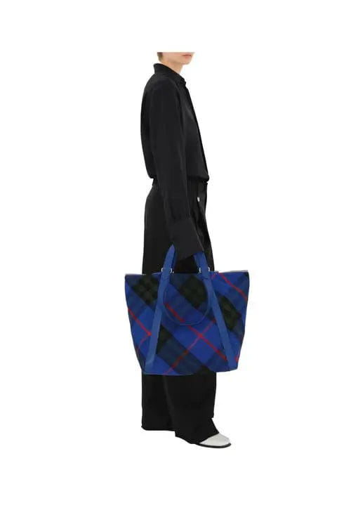 Burberry Medium field tote