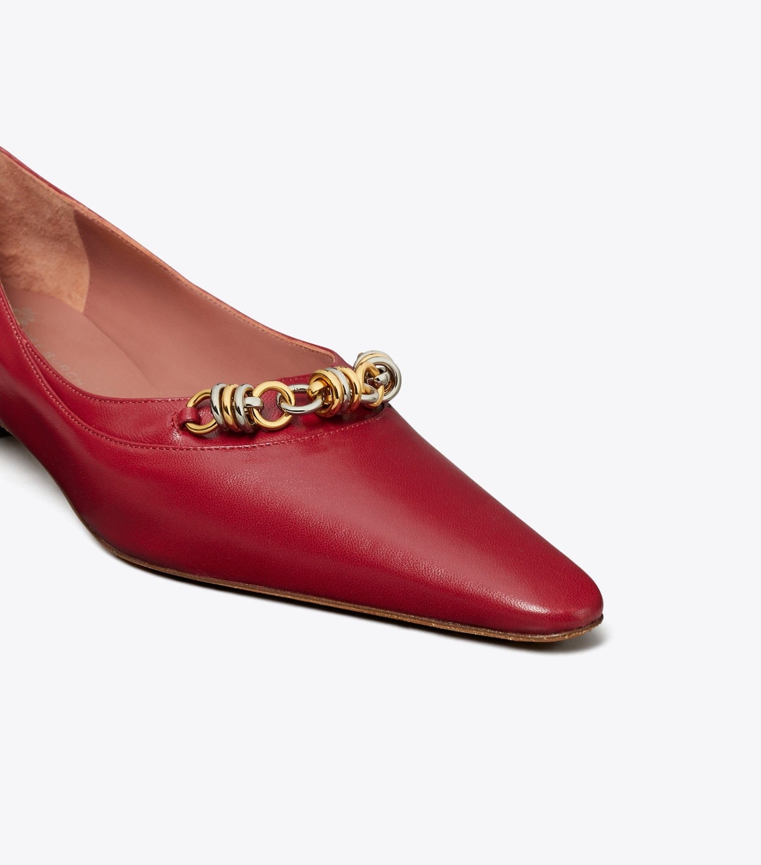 Runway Chain Pump