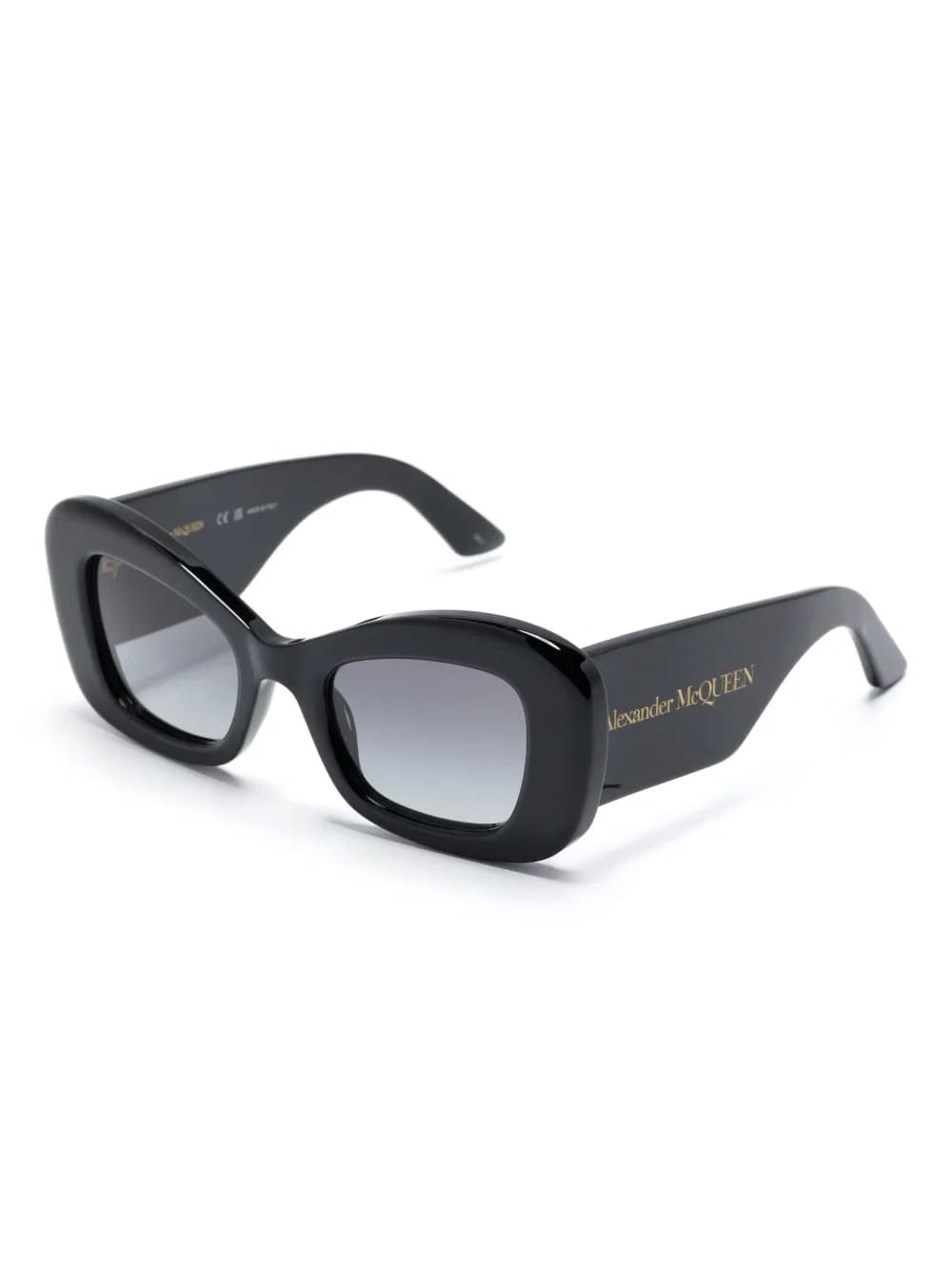 Bold cat-eye sunglasses