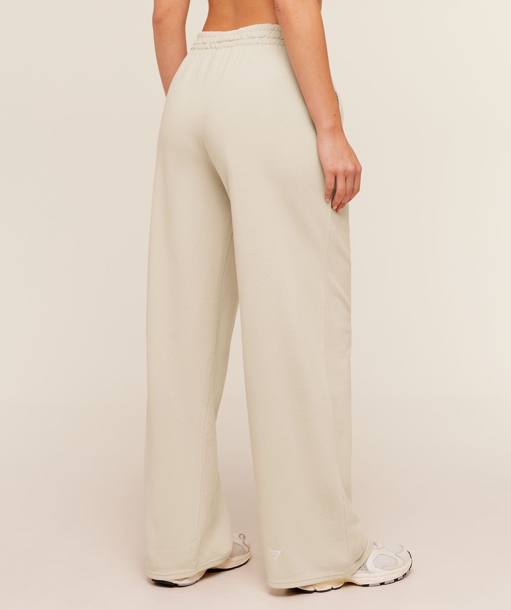Women's Gymshark Chainstitch Graphic Wide Leg Joggers Pebble Grey
