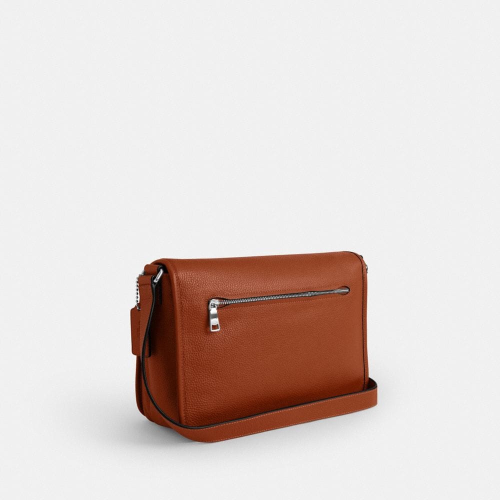 Colby Messenger Bag 32