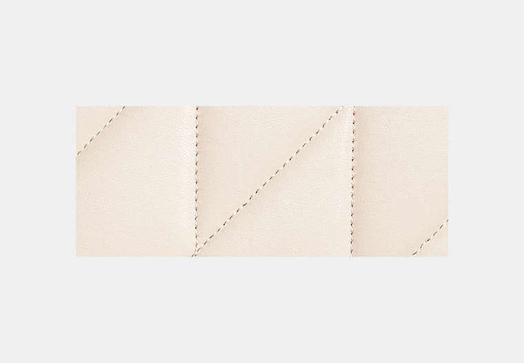 Restored Accordion Zip Wallet With Pillow Quilting