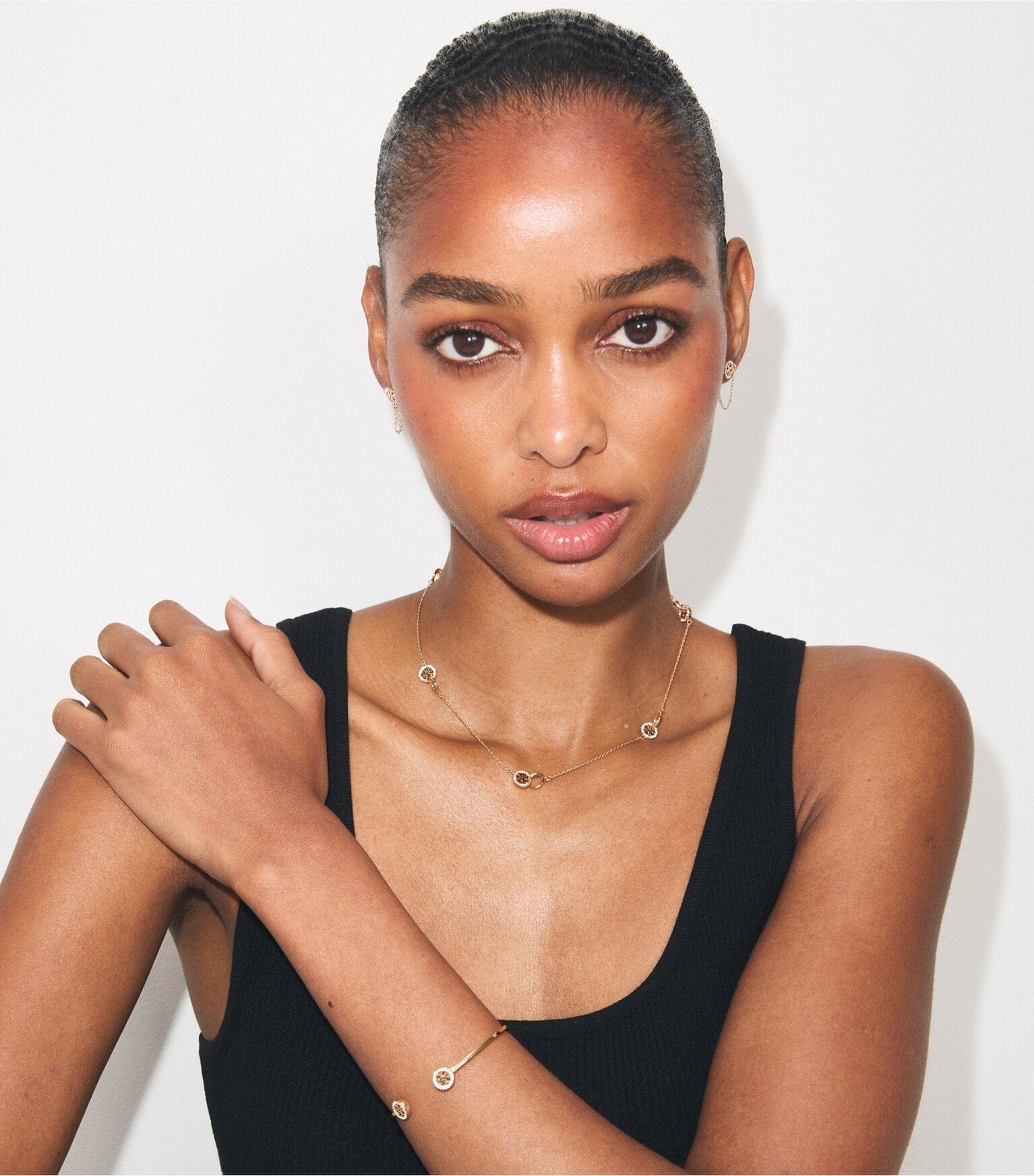 Icon Pavé Interlocking Necklace