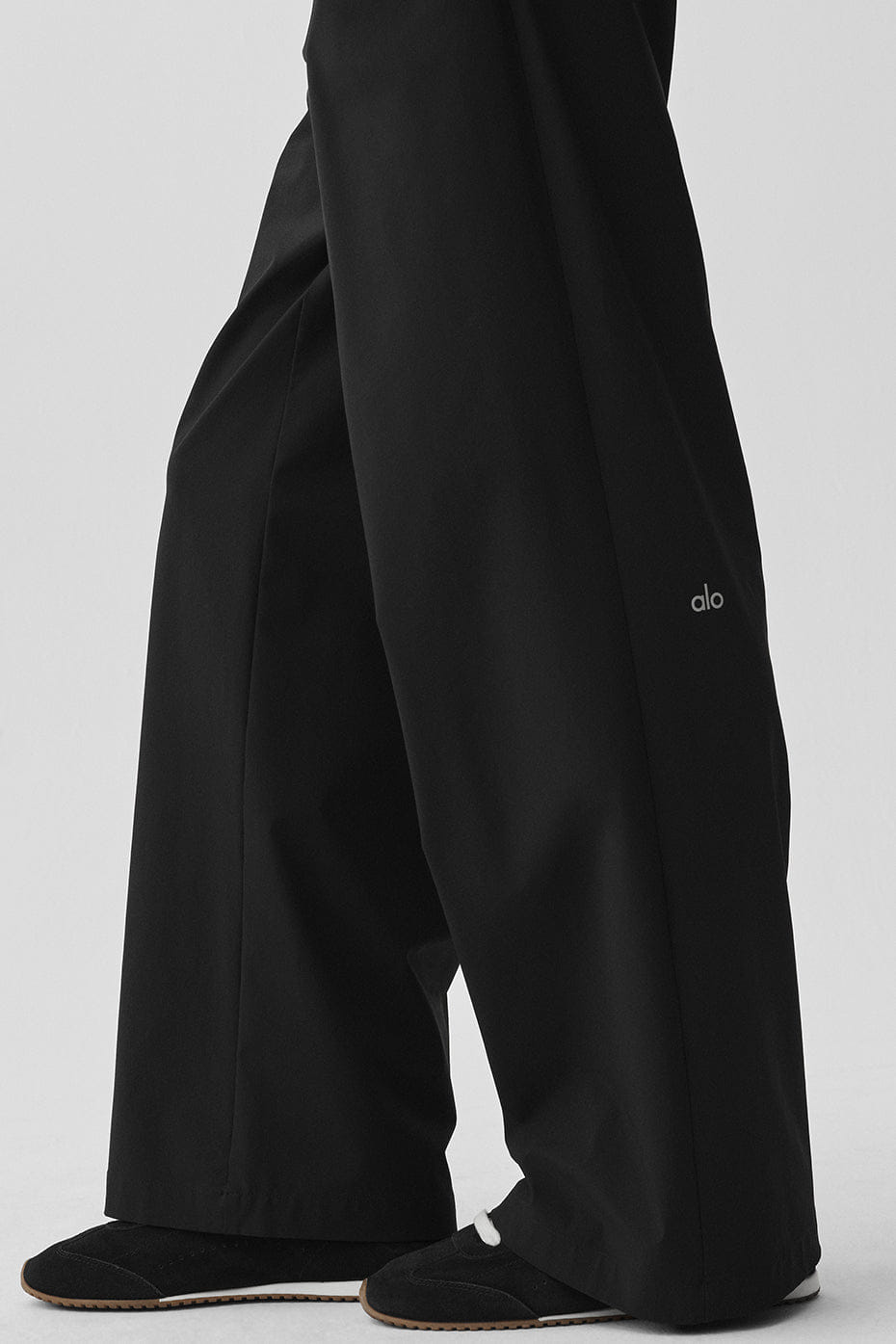 High-Waist Pursuit Trouser (Regular)